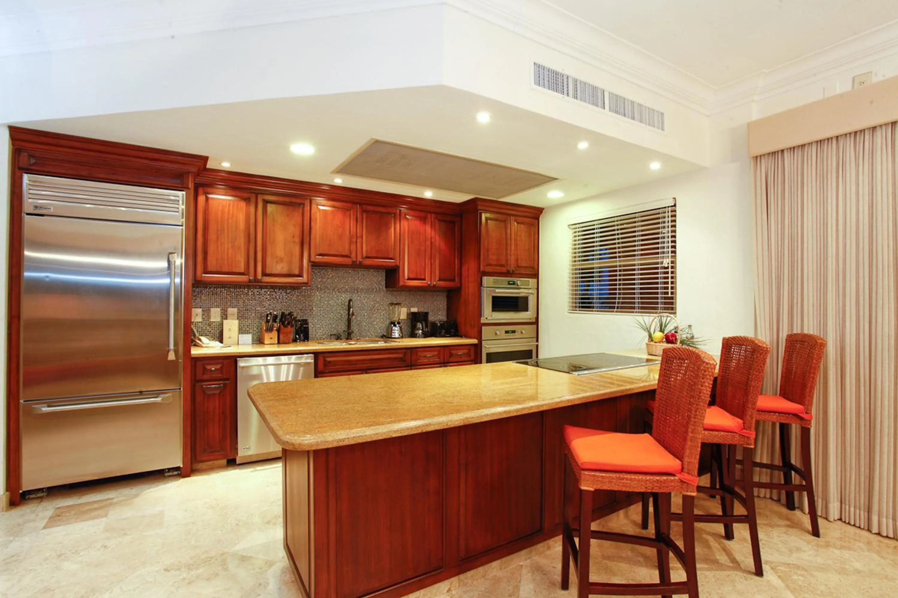 Kitchen or kitchenette in Cabo La Estancia