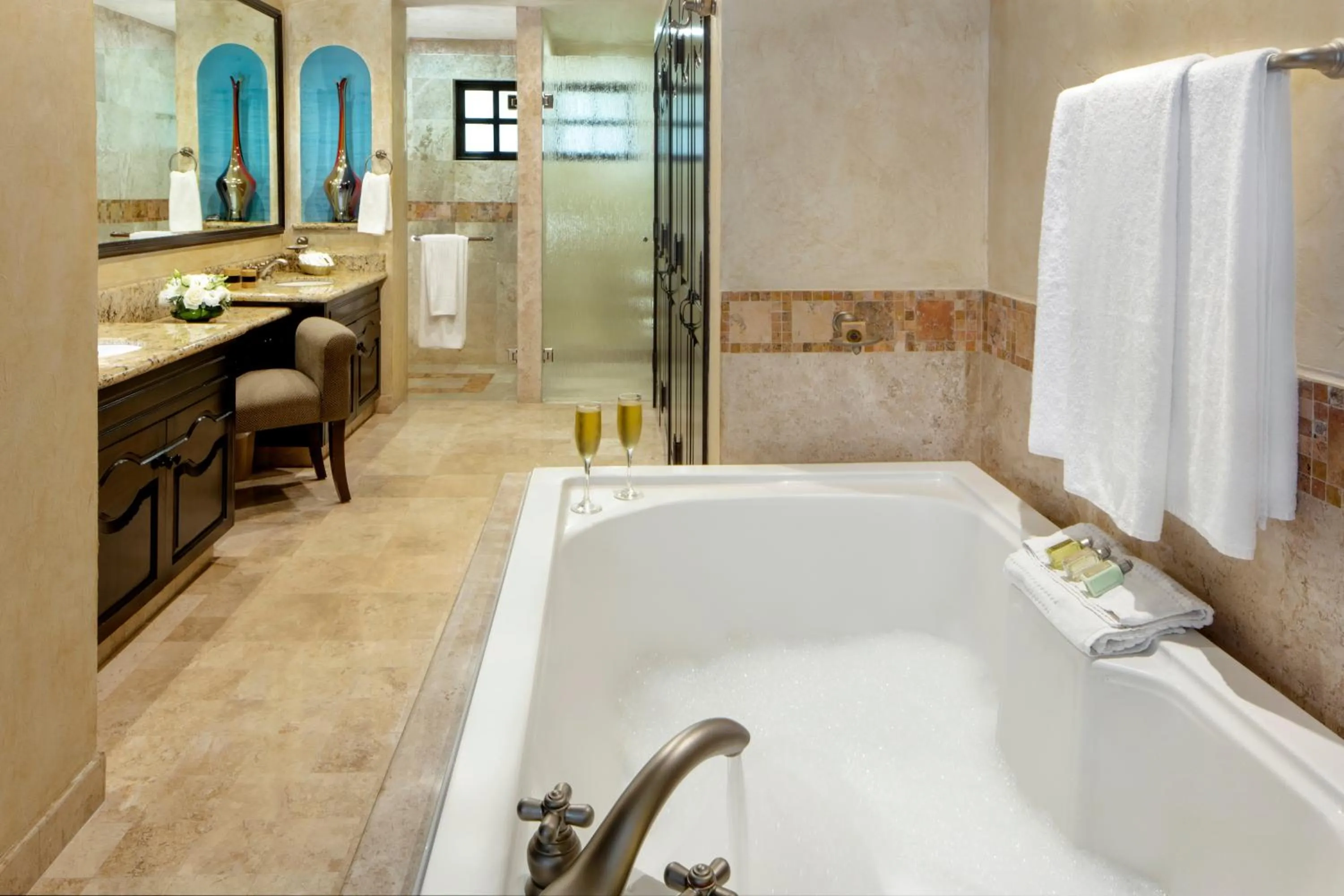 Hot Tub in Cabo La Estancia