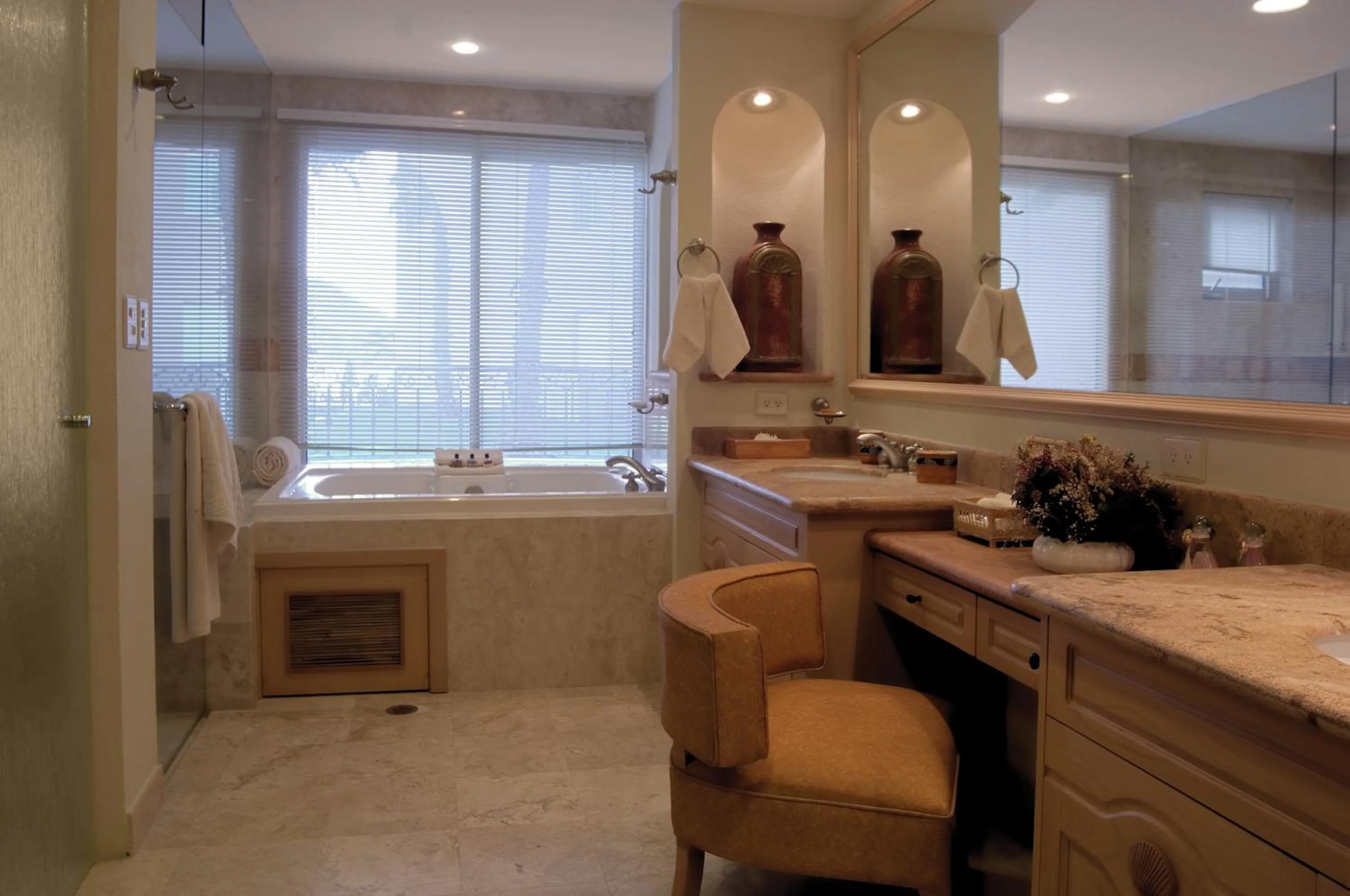 Hot Tub in Cabo La Estancia