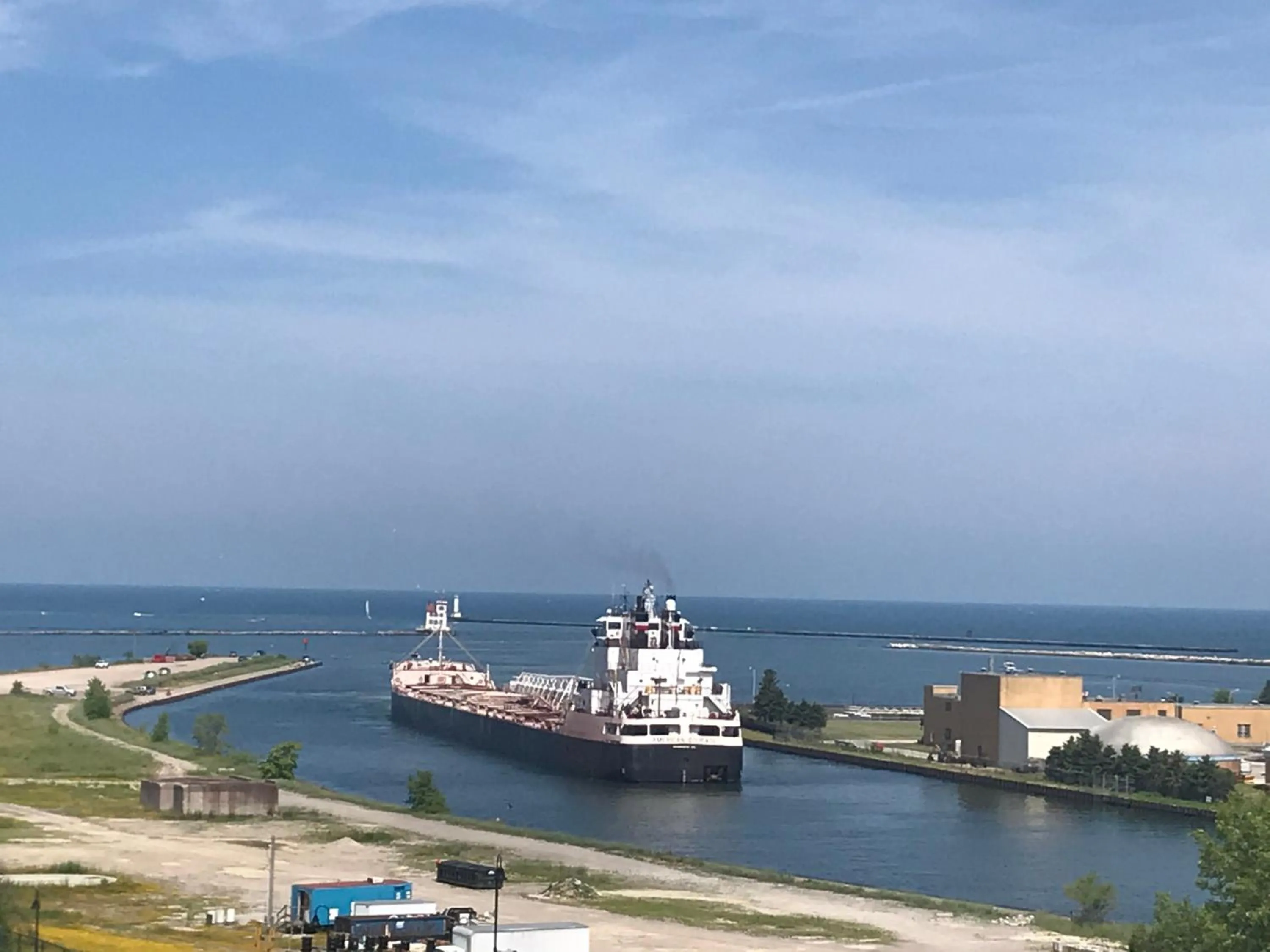 Neighbourhood in Ariel Broadway Hotel