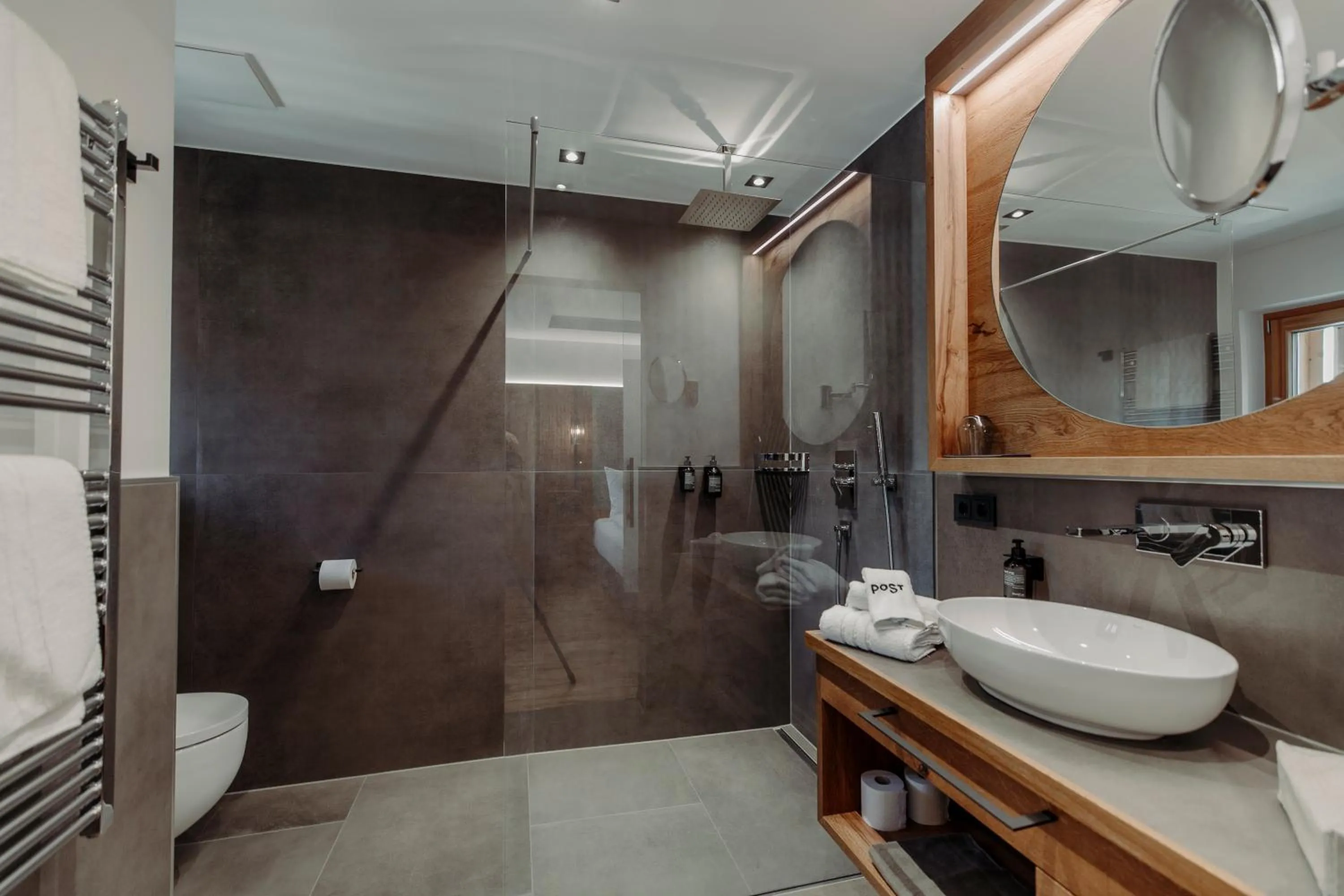 Shower in PoSt Boutique Apartments