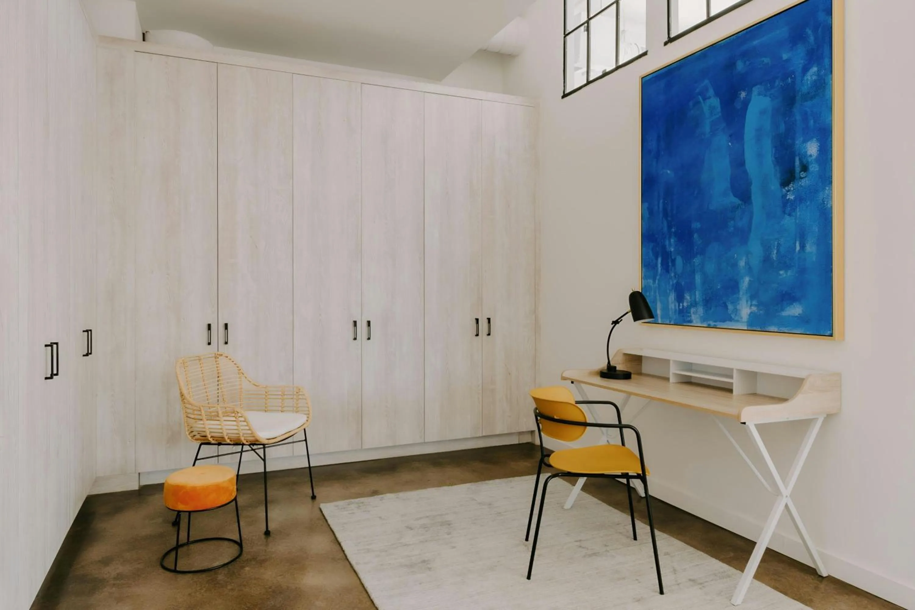 Living room in Sonder by Marriott Bonvoy The Heid Apartments Loft District