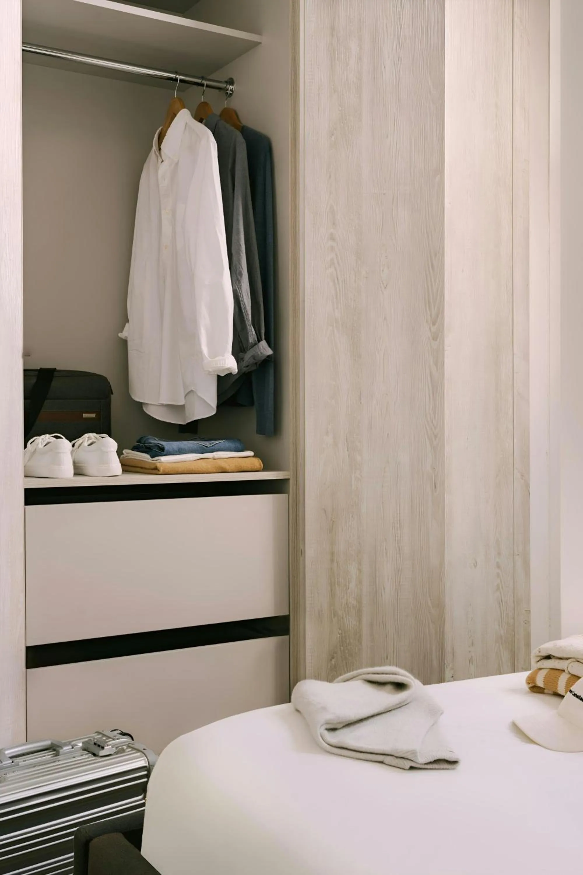 Bedroom, Bed in Sonder by Marriott Bonvoy The Heid Apartments Loft District