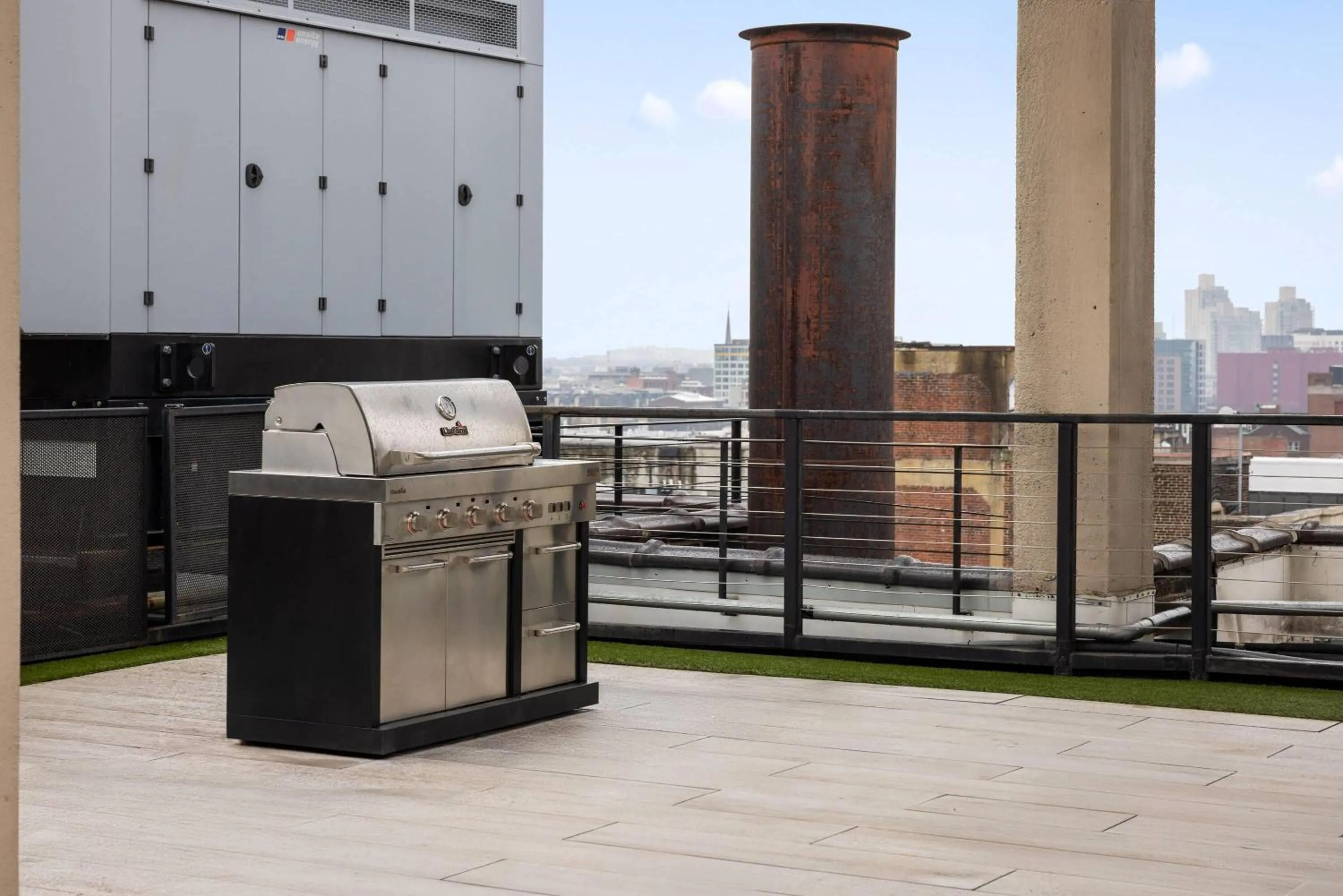 BBQ facilities in The Heid Lofts by Reside, a Wyndham Residence