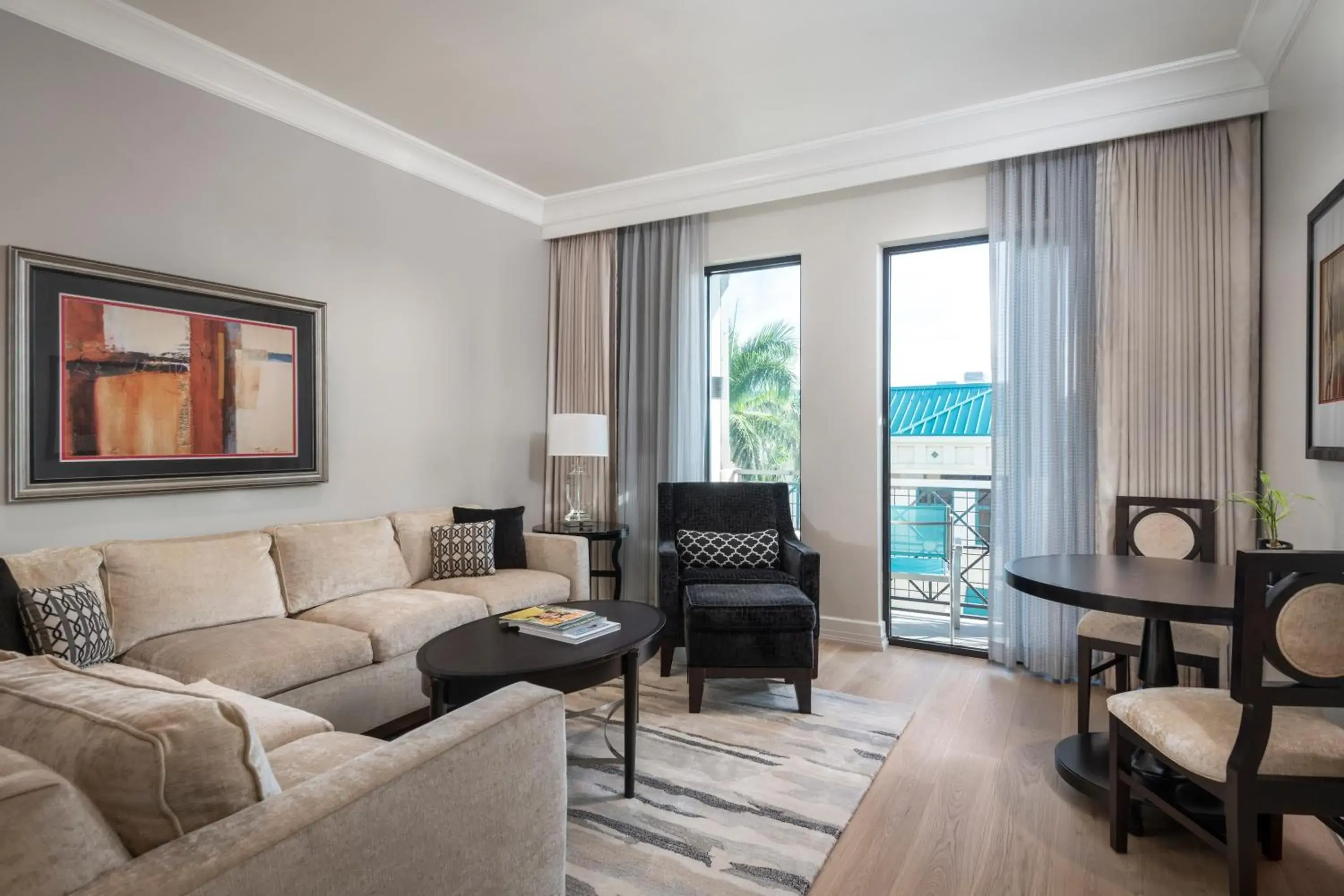 Club Supreme King Suite in Inn On Fifth Club Supreme King Suite in Inn On Fifth