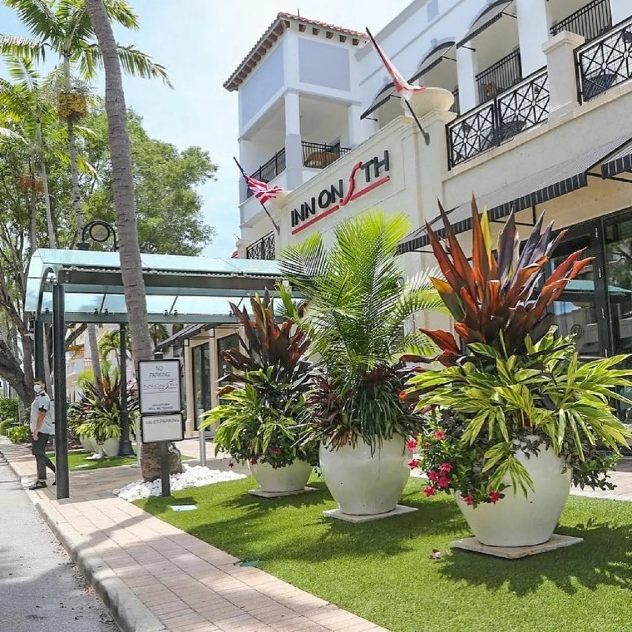 Property building in Inn On Fifth