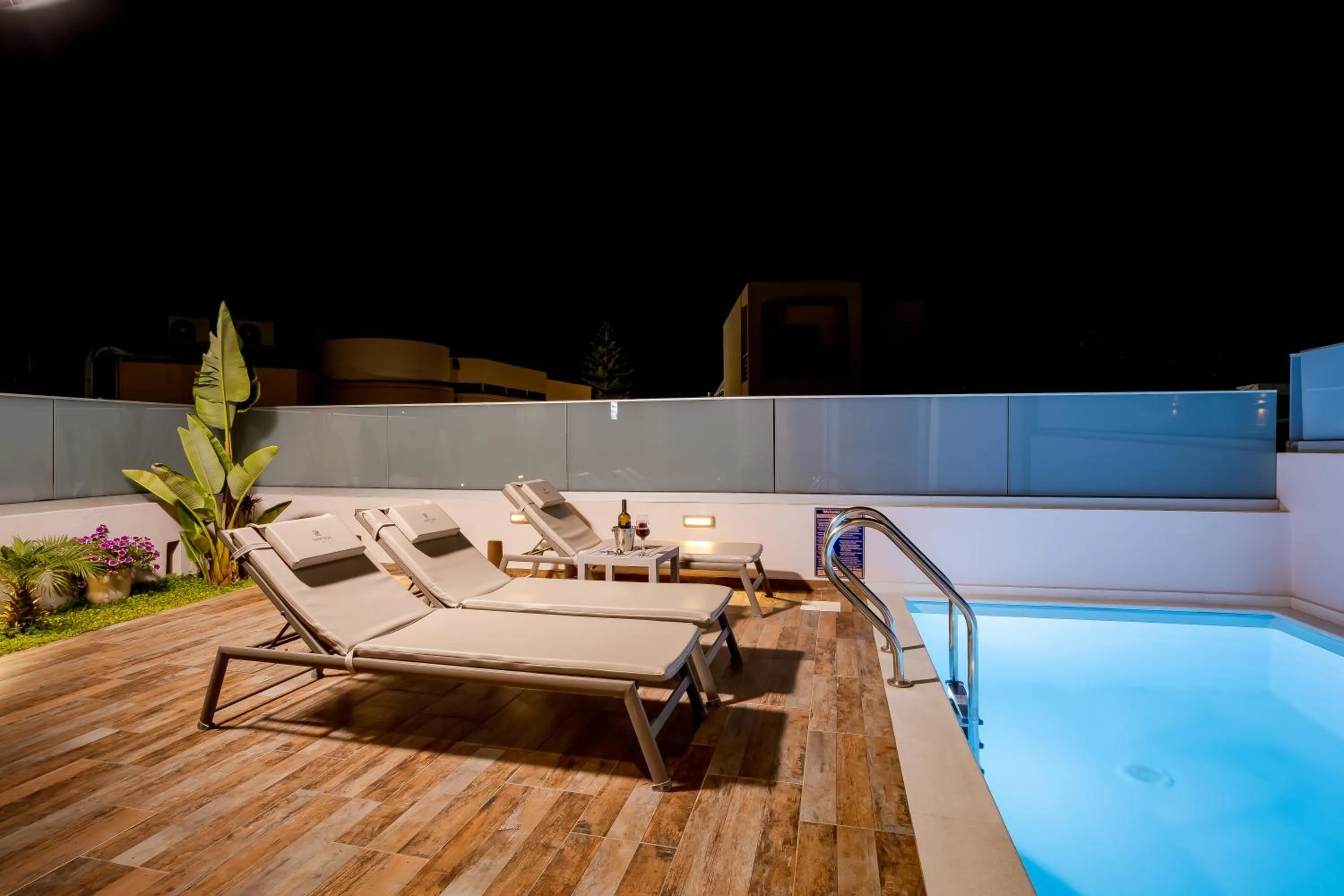 Night in Sarpidon Suites