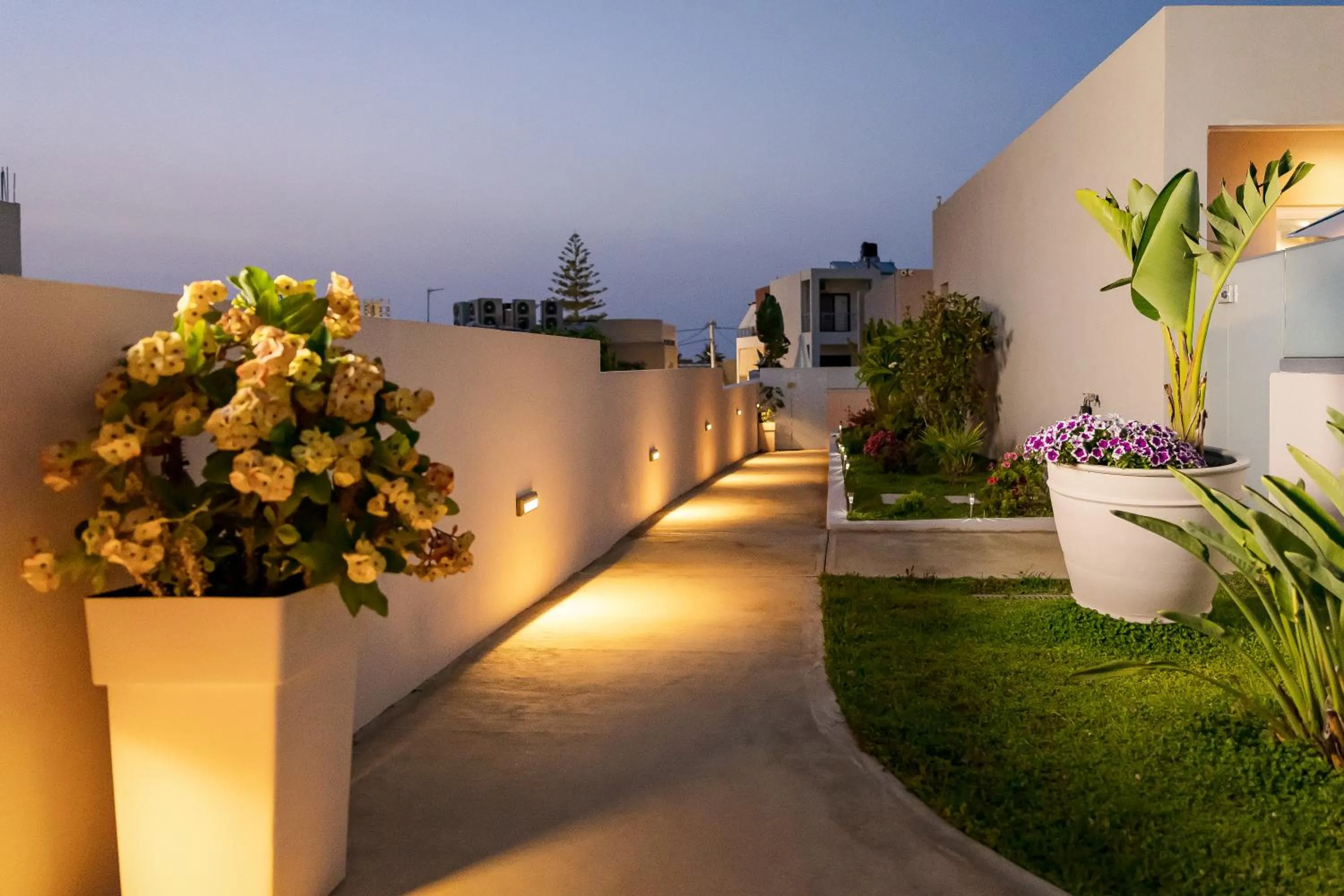 Property building in Sarpidon Suites