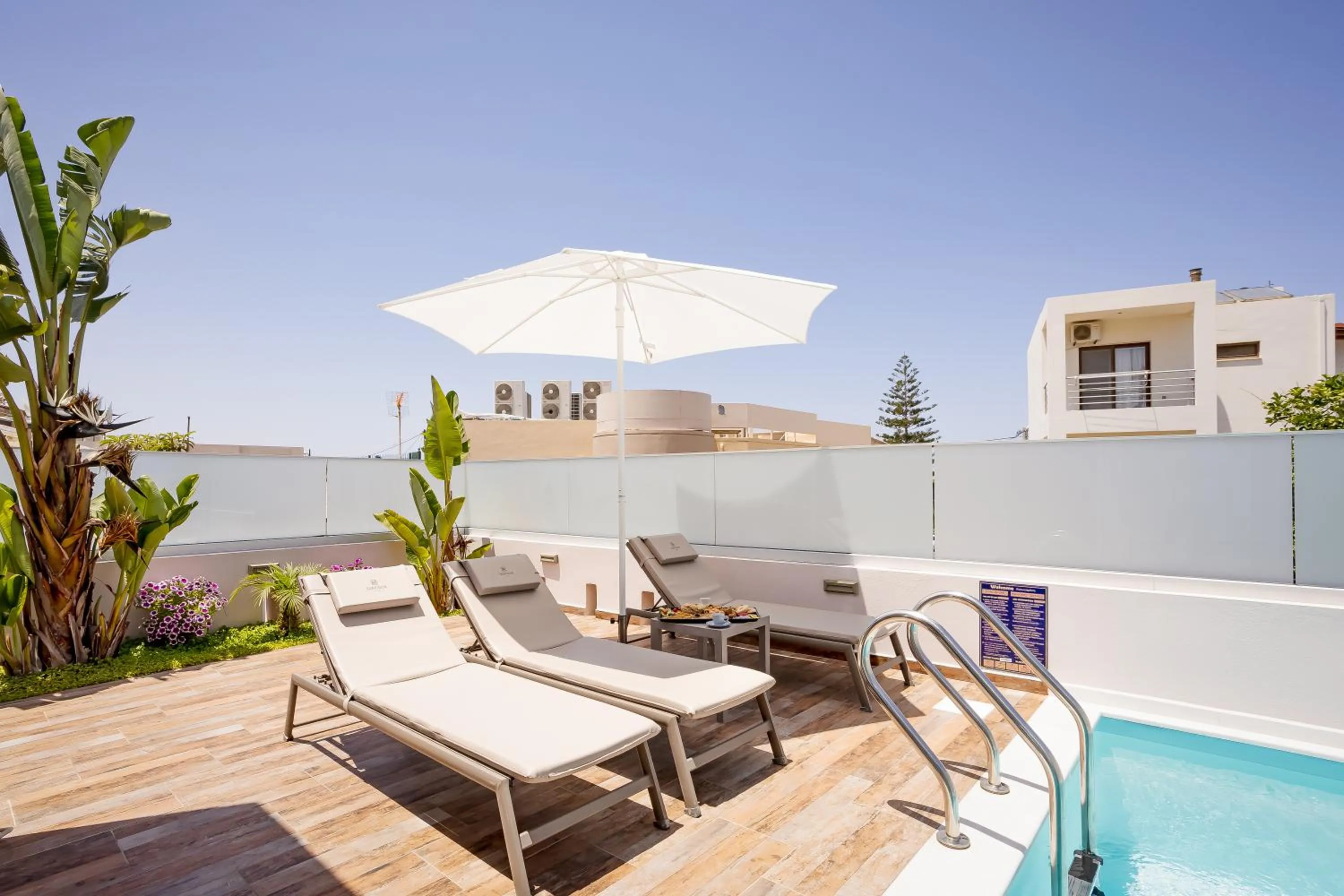 Balcony/Terrace in Sarpidon Suites