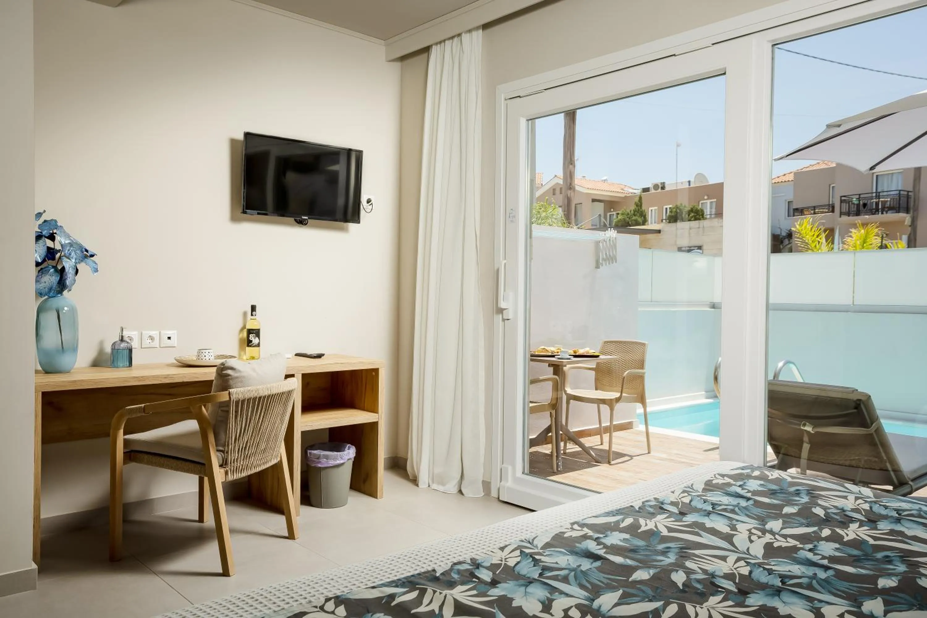 Photo of the whole room in Sarpidon Suites