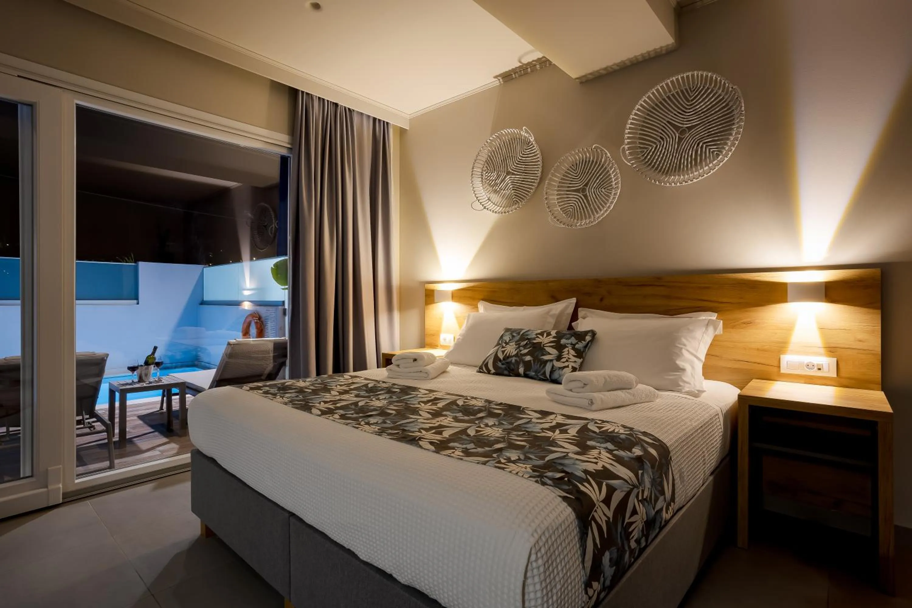 Night, Bed in Sarpidon Suites