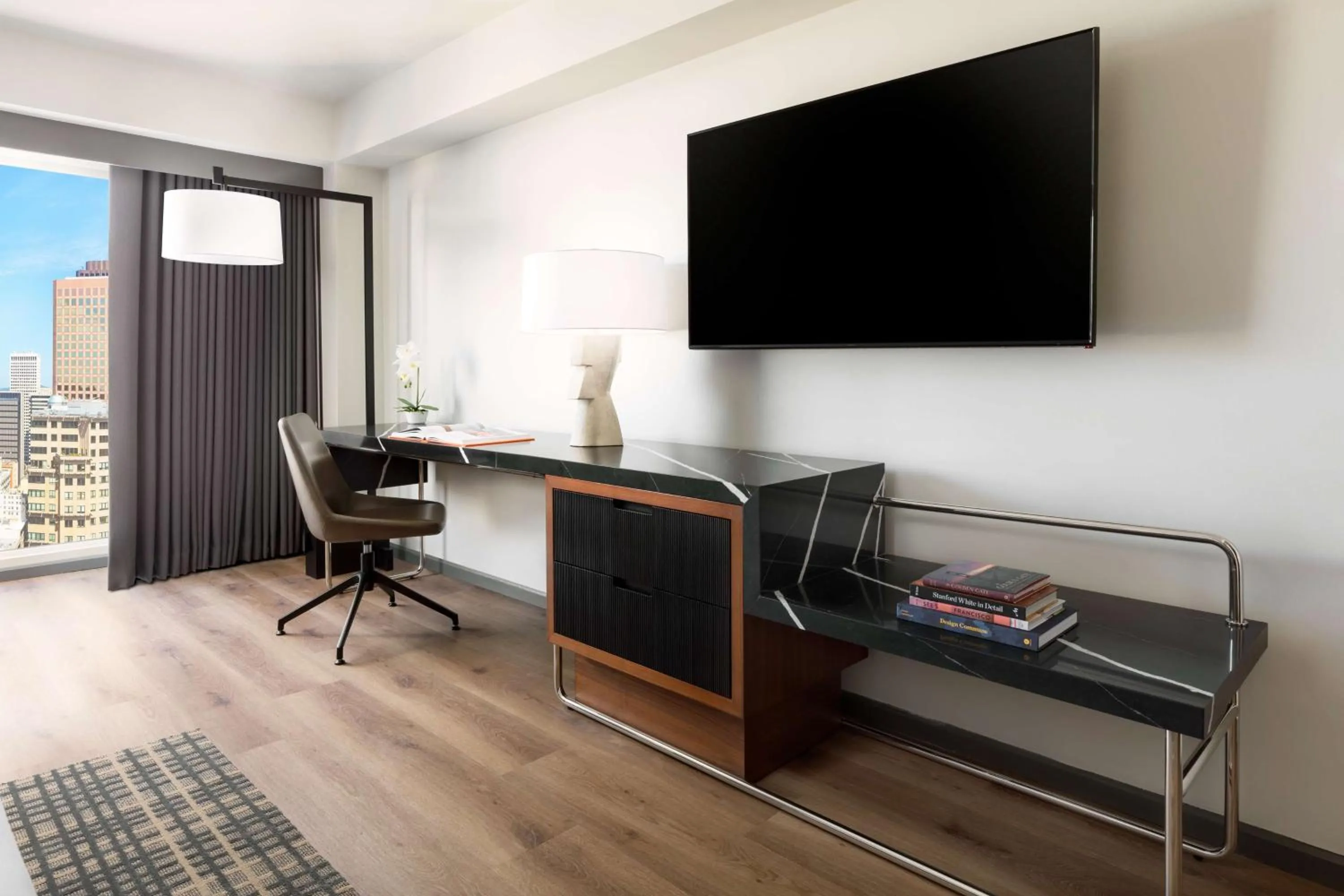 Bedroom in Hyatt Regency San Francisco Downtown SOMA