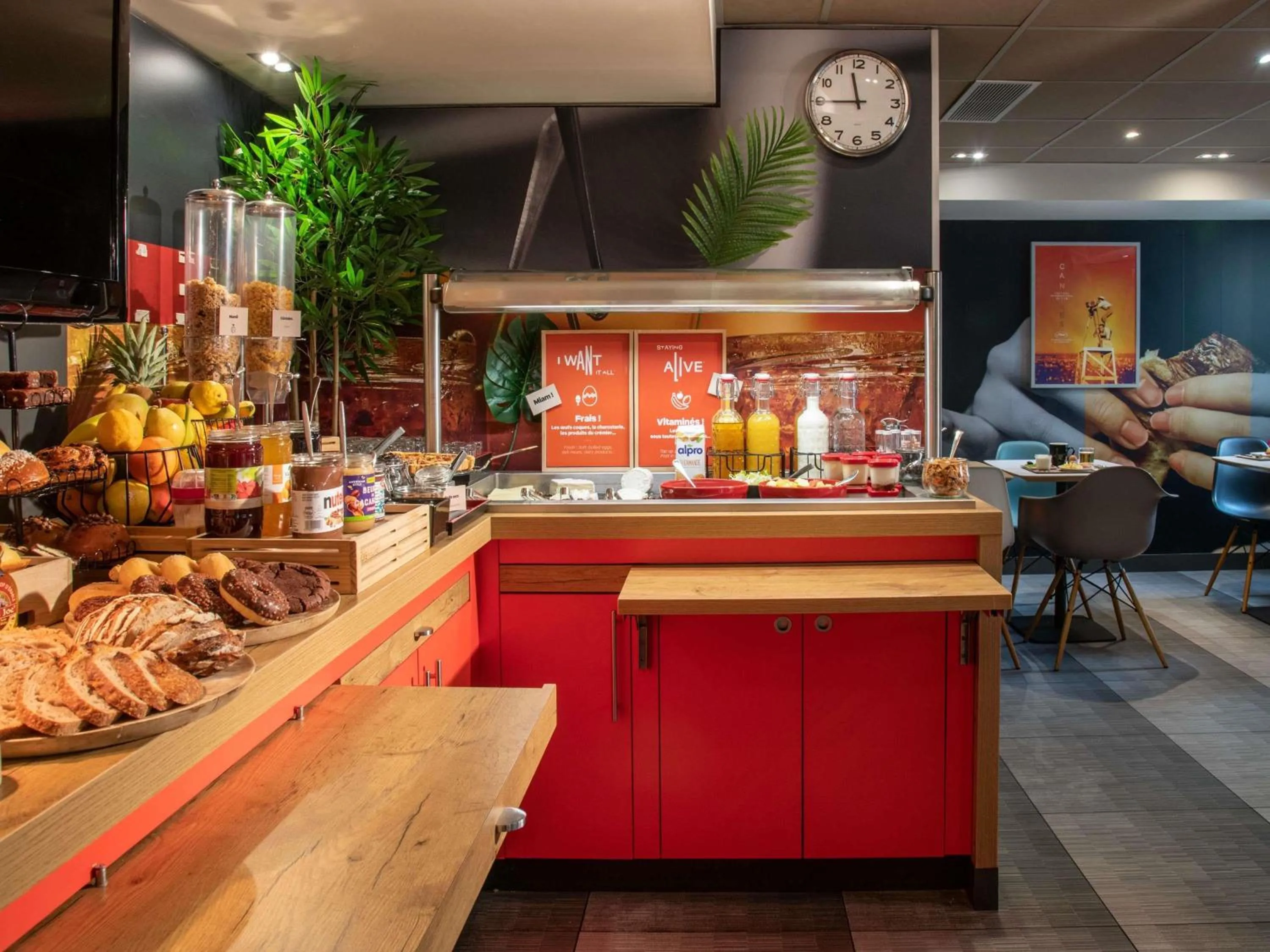 Breakfast in ibis Cannes Centre