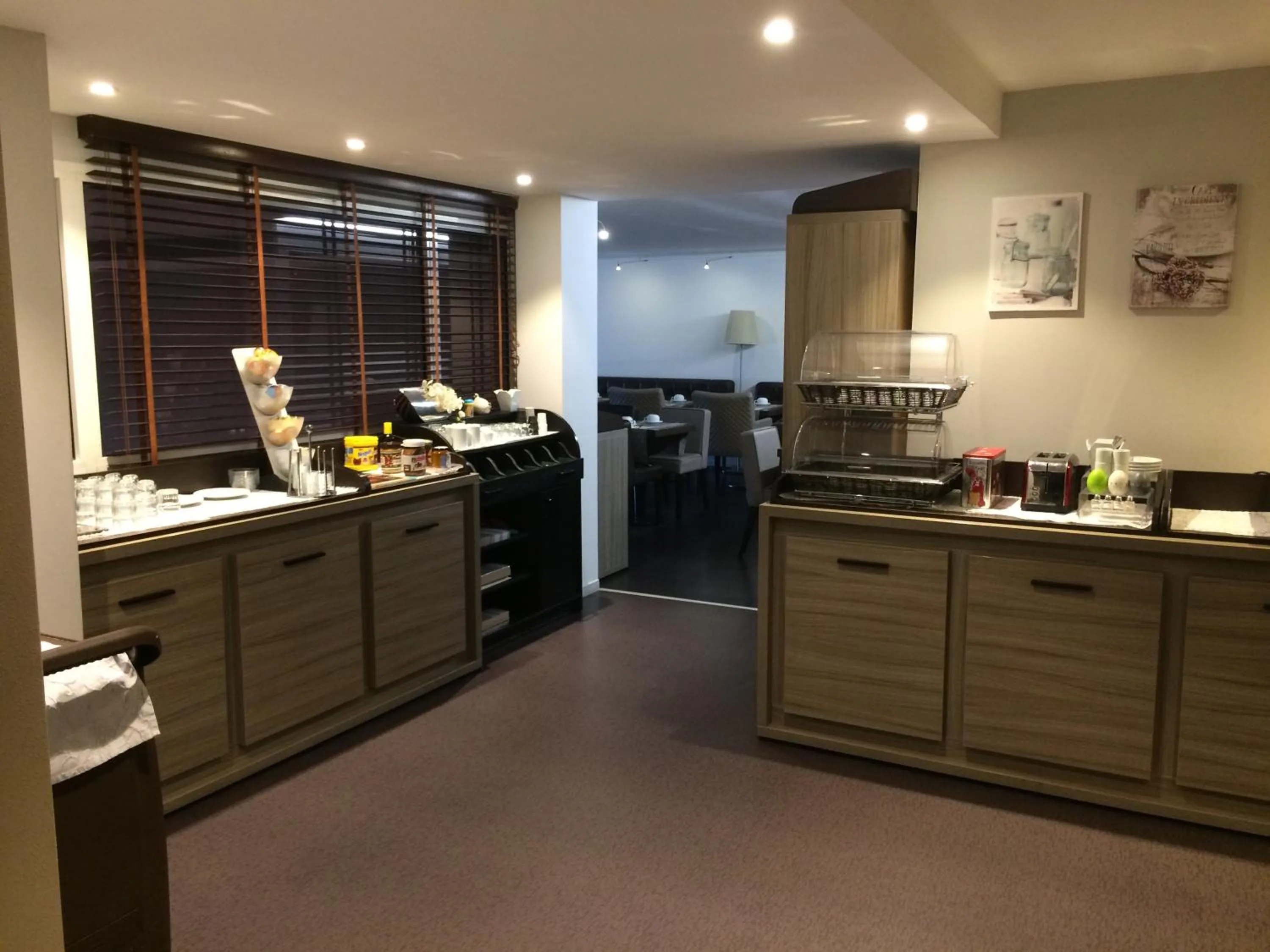 Restaurant/places to eat in Savoy Hôtel Evian