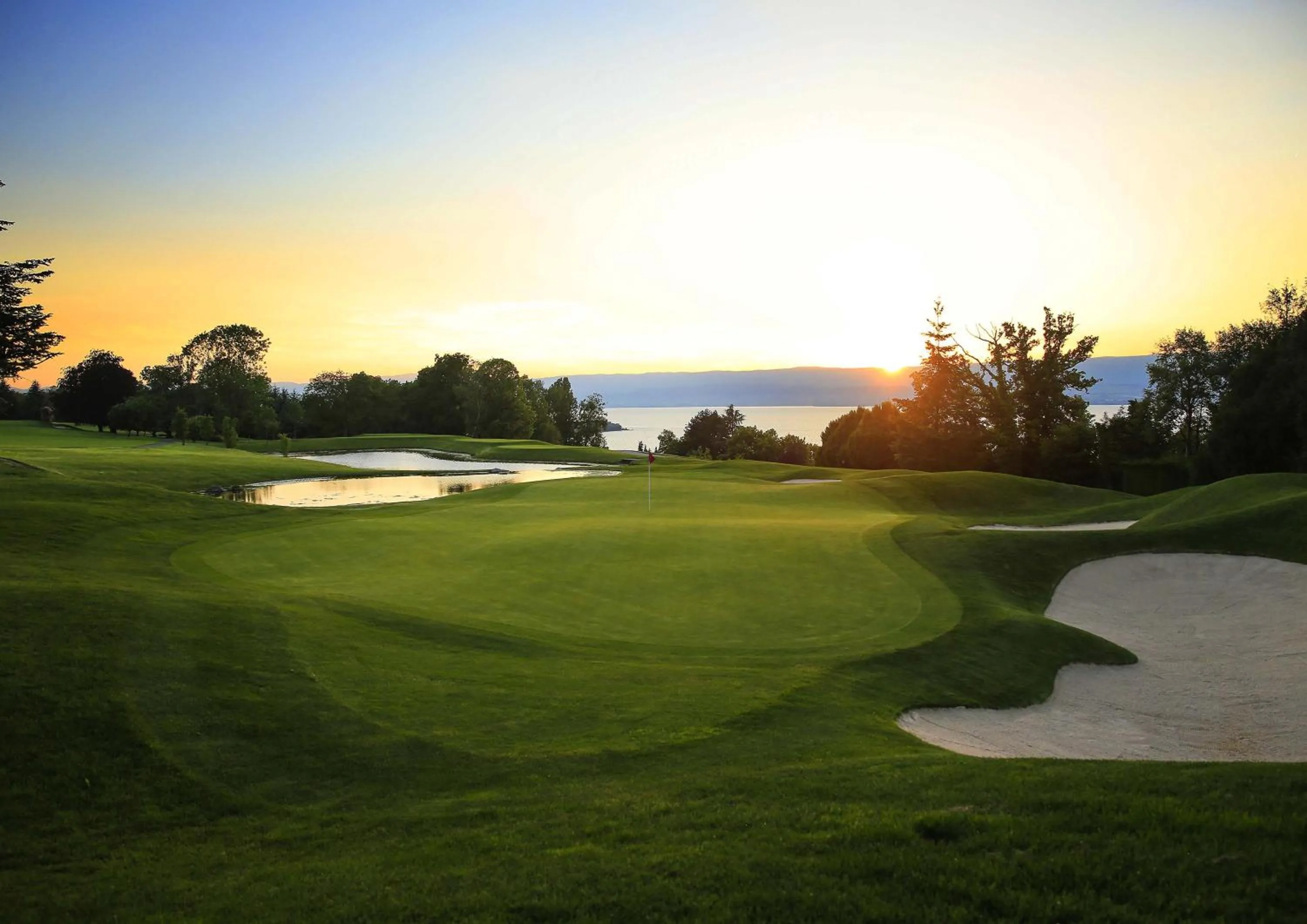 Entertainment in Savoy Hôtel Evian