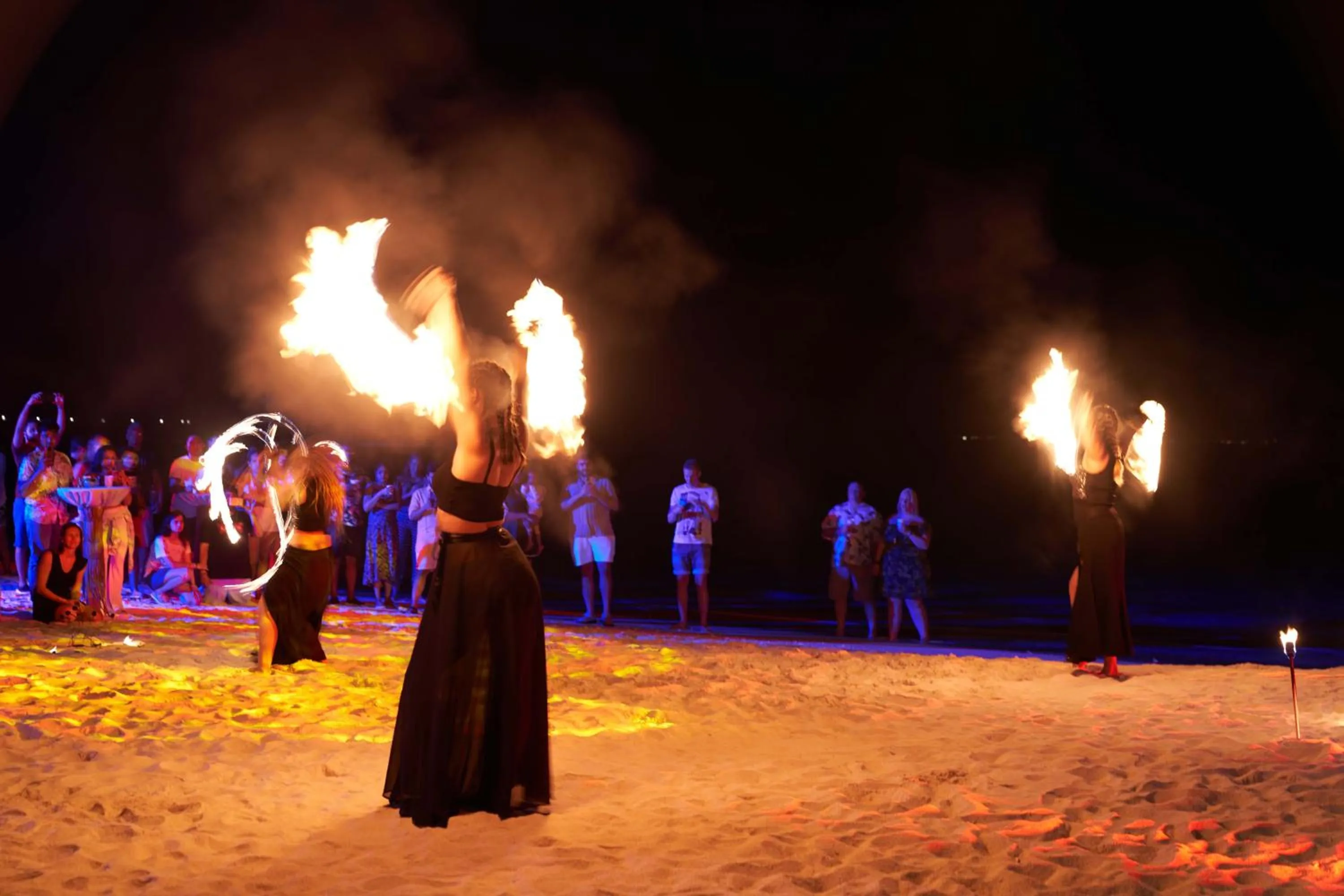 Entertainment in Siyam World Maldives - 24-Hour Premium All-inclusive with Free Transfer