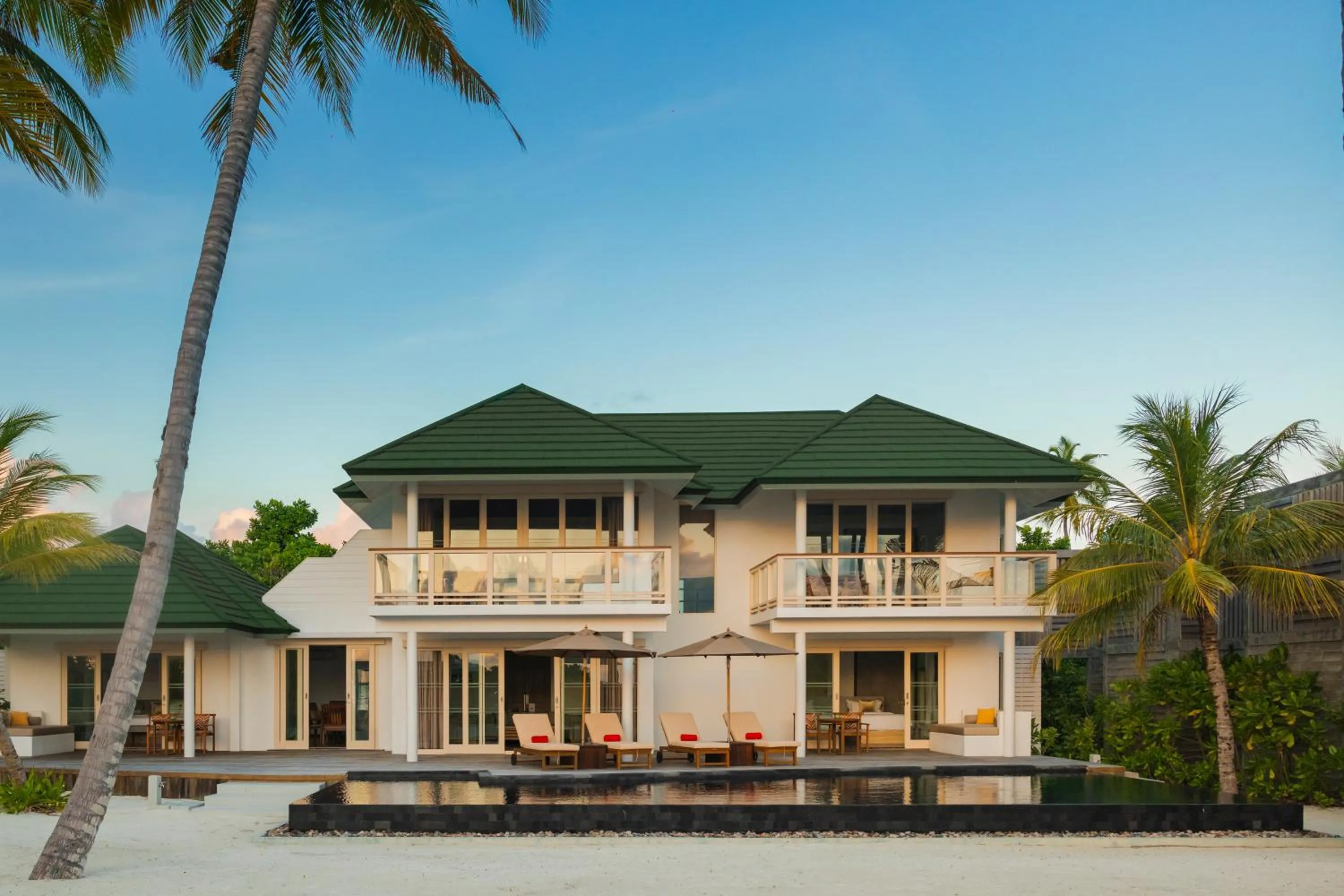 Property building in Siyam World Maldives - 24-Hour Premium All-inclusive with Free Transfer