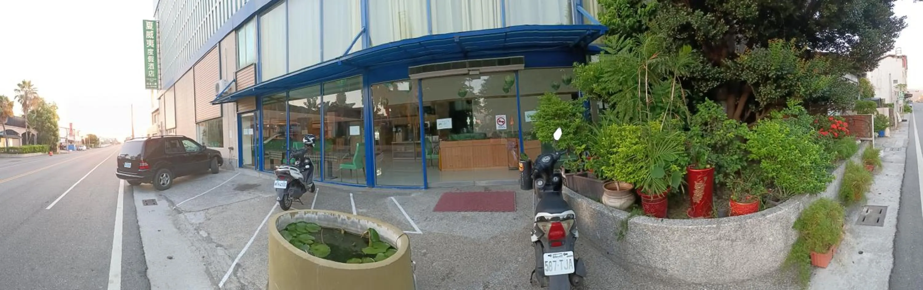 Property building in 夏威夷酒店Melody Hawaii Hotel