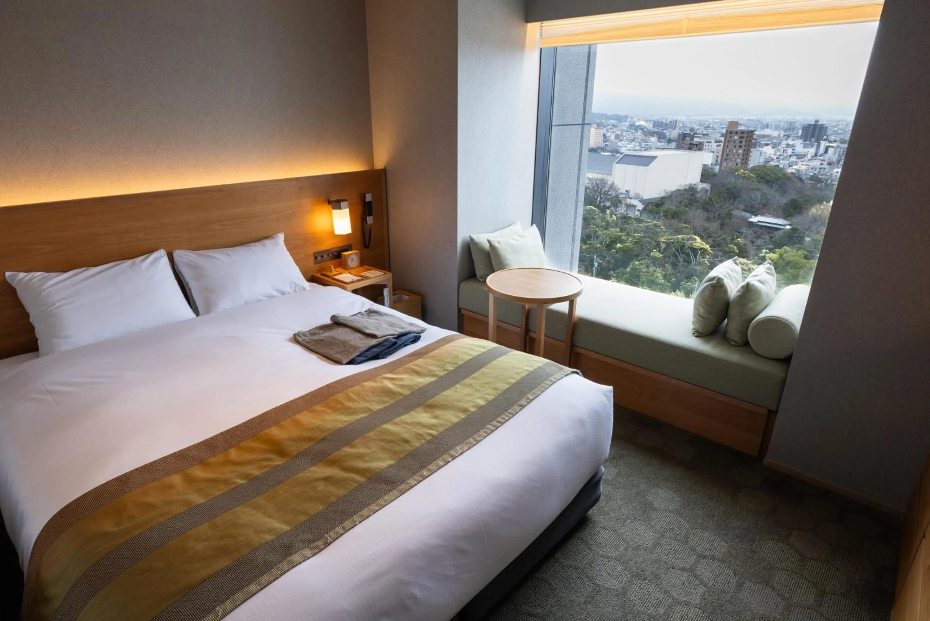 Photo of the whole room, Bed in Fujisan Mishima Tokyu Hotel