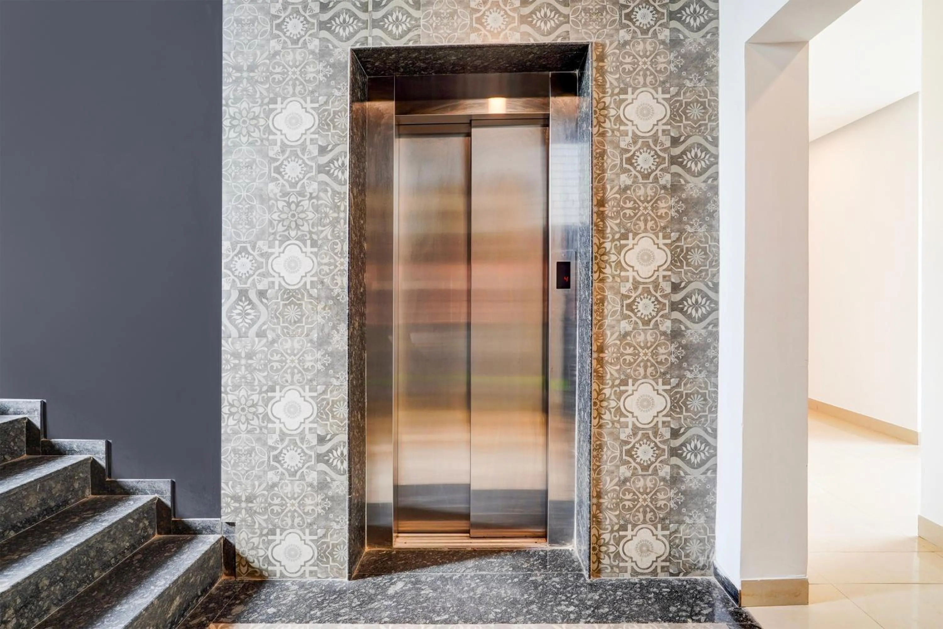 Lobby or reception in Super Townhouse Hebbal