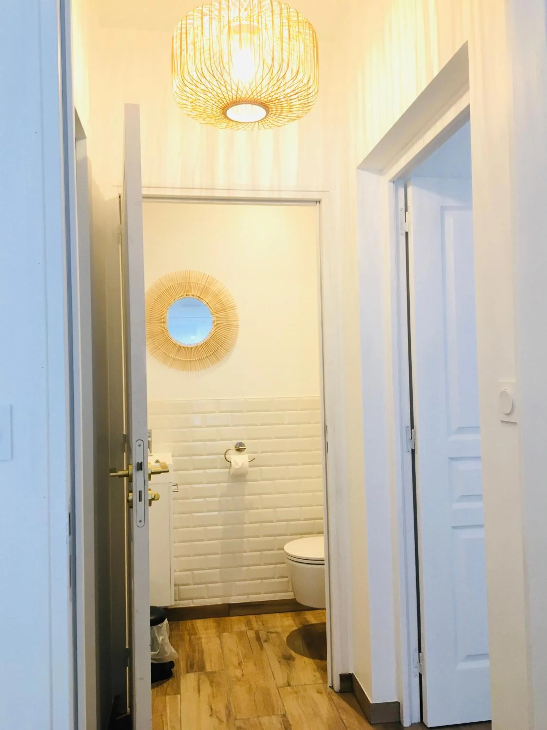 Bathroom in Hotel Saint-Michel