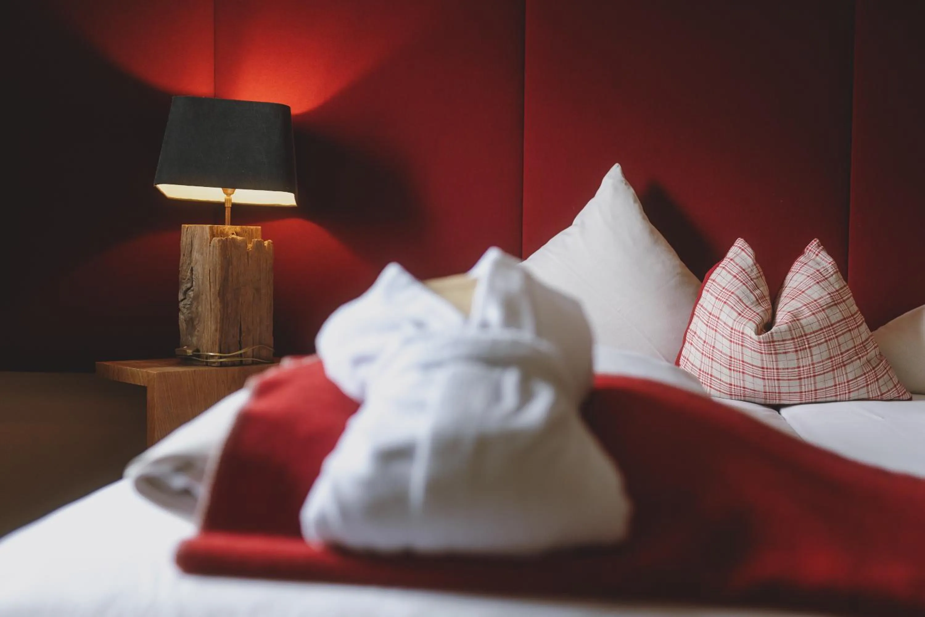 Bed in Auhof Wirtshaus & Suiten