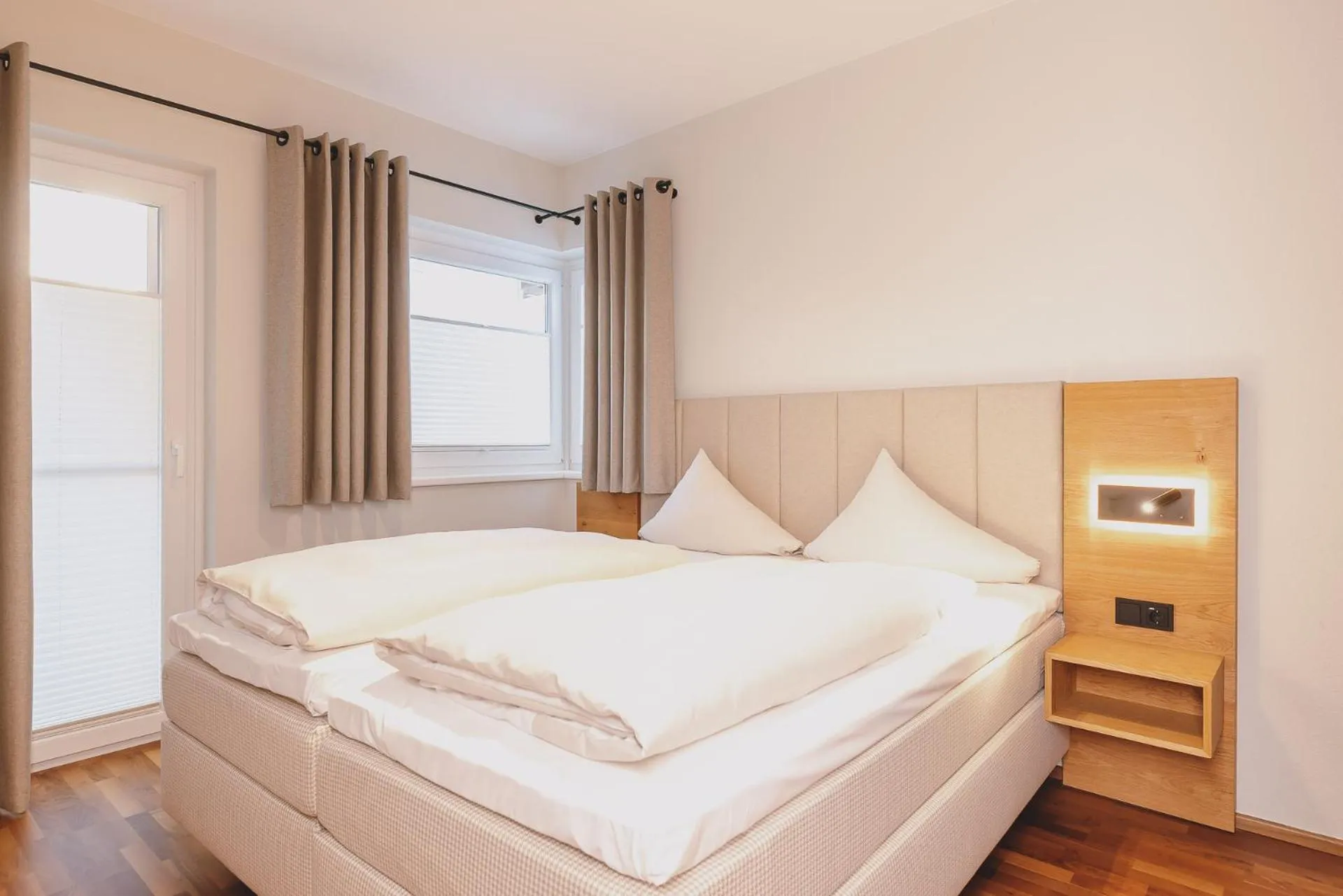 Bed in Auhof Wirtshaus & Suiten