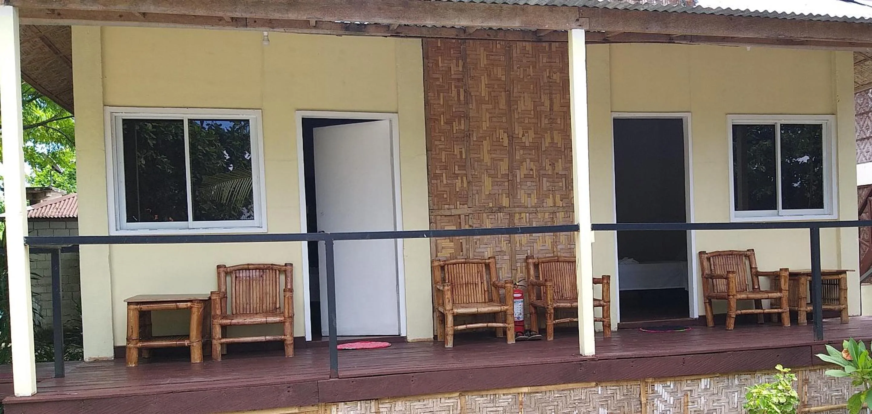 Balcony/Terrace in The Shark's Tail Dive Resort