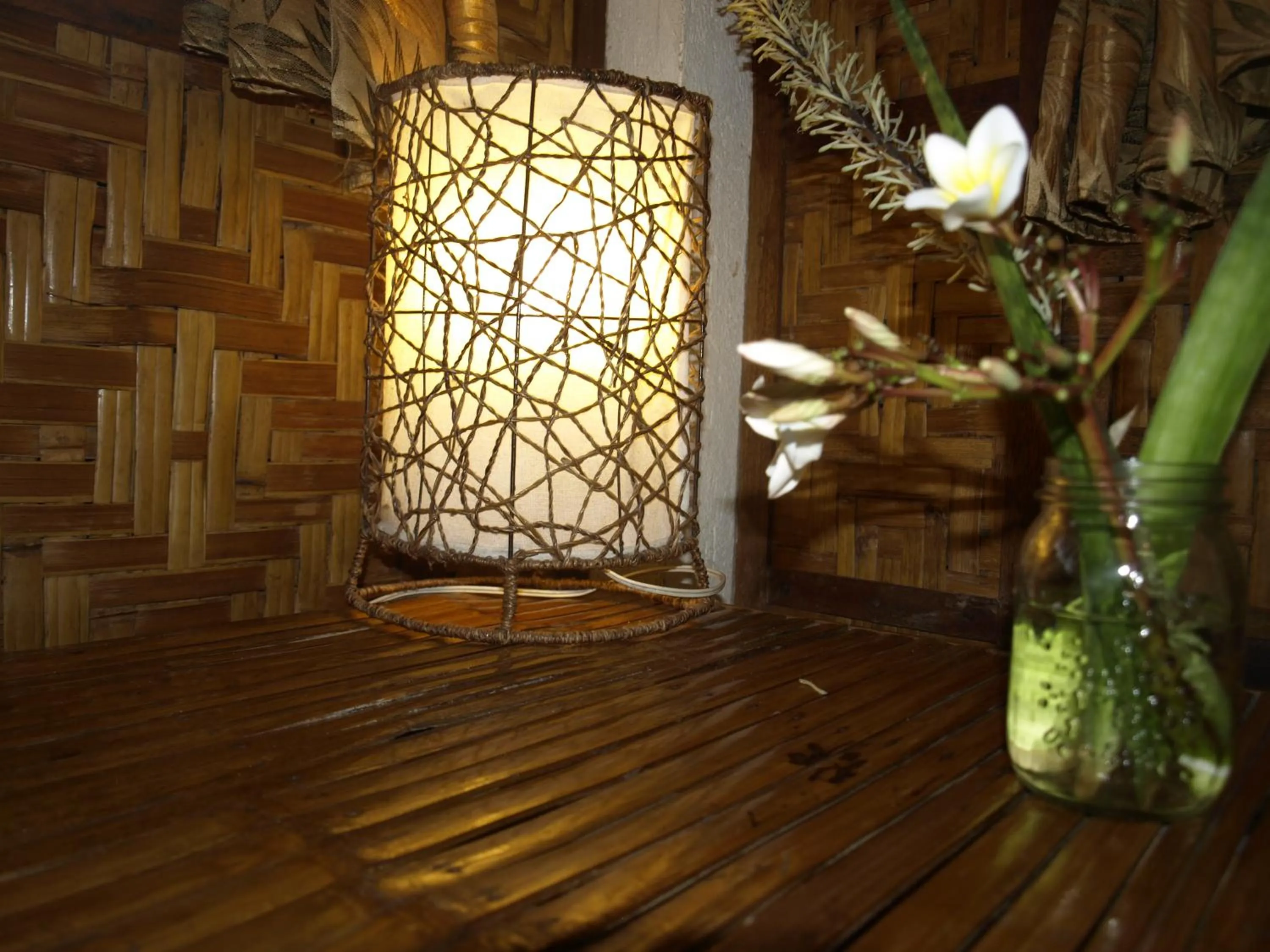 Decorative detail in The Shark's Tail Dive Resort