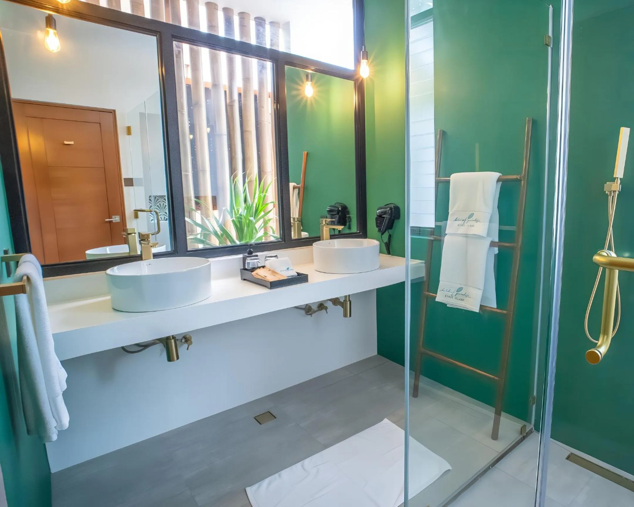 Shower in Bird of Paradise