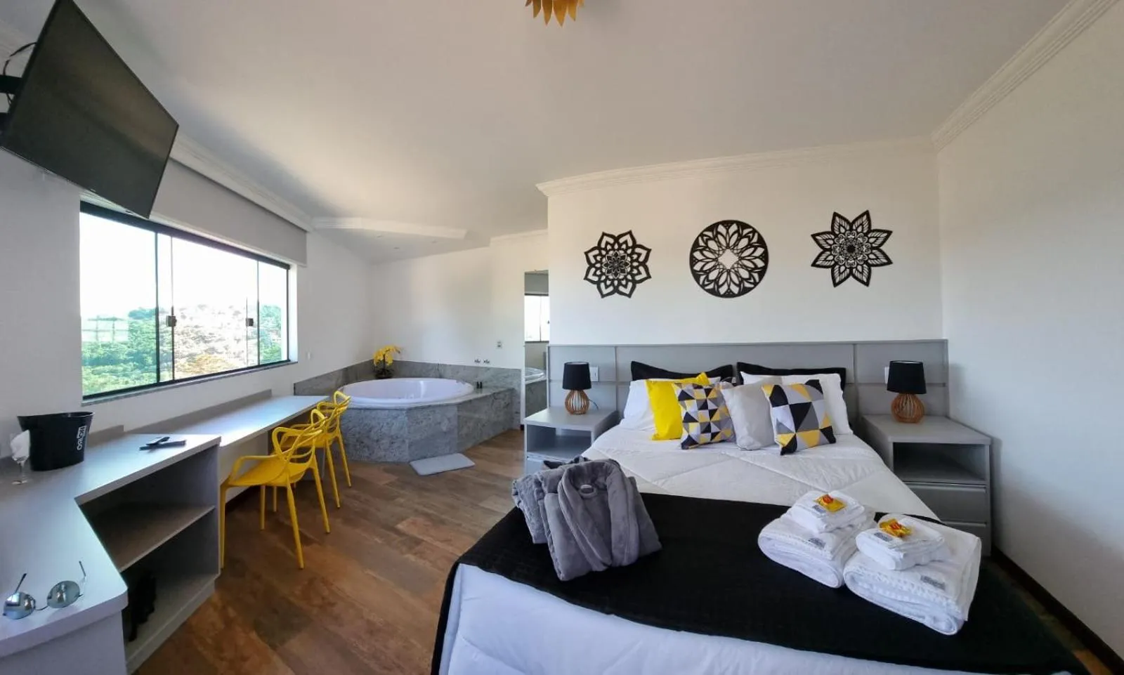 Photo of the whole room, Bed in Biz & Biu Pousada Lavras Novas
