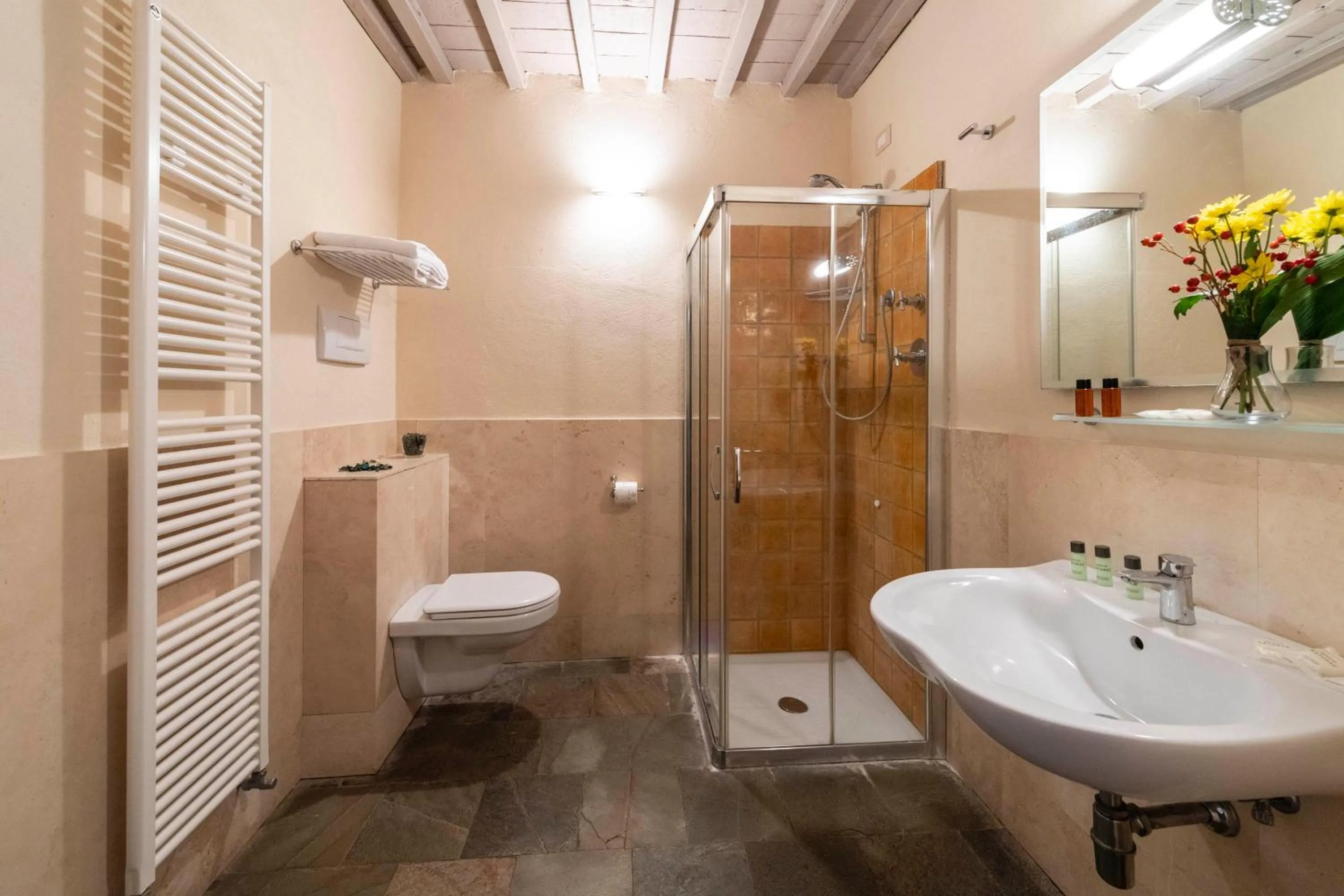 Bathroom in Il Defizio