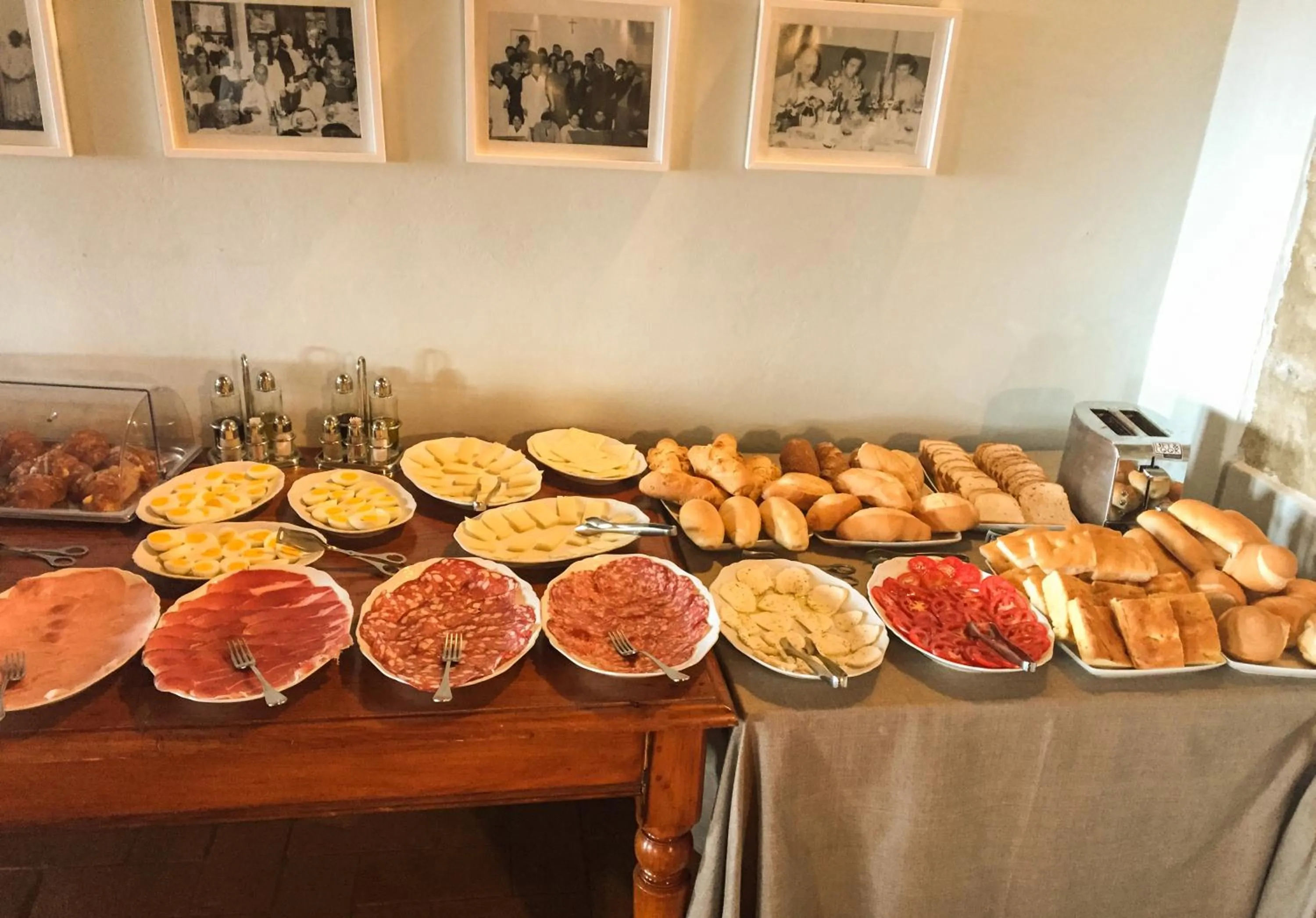 Breakfast in Il Defizio