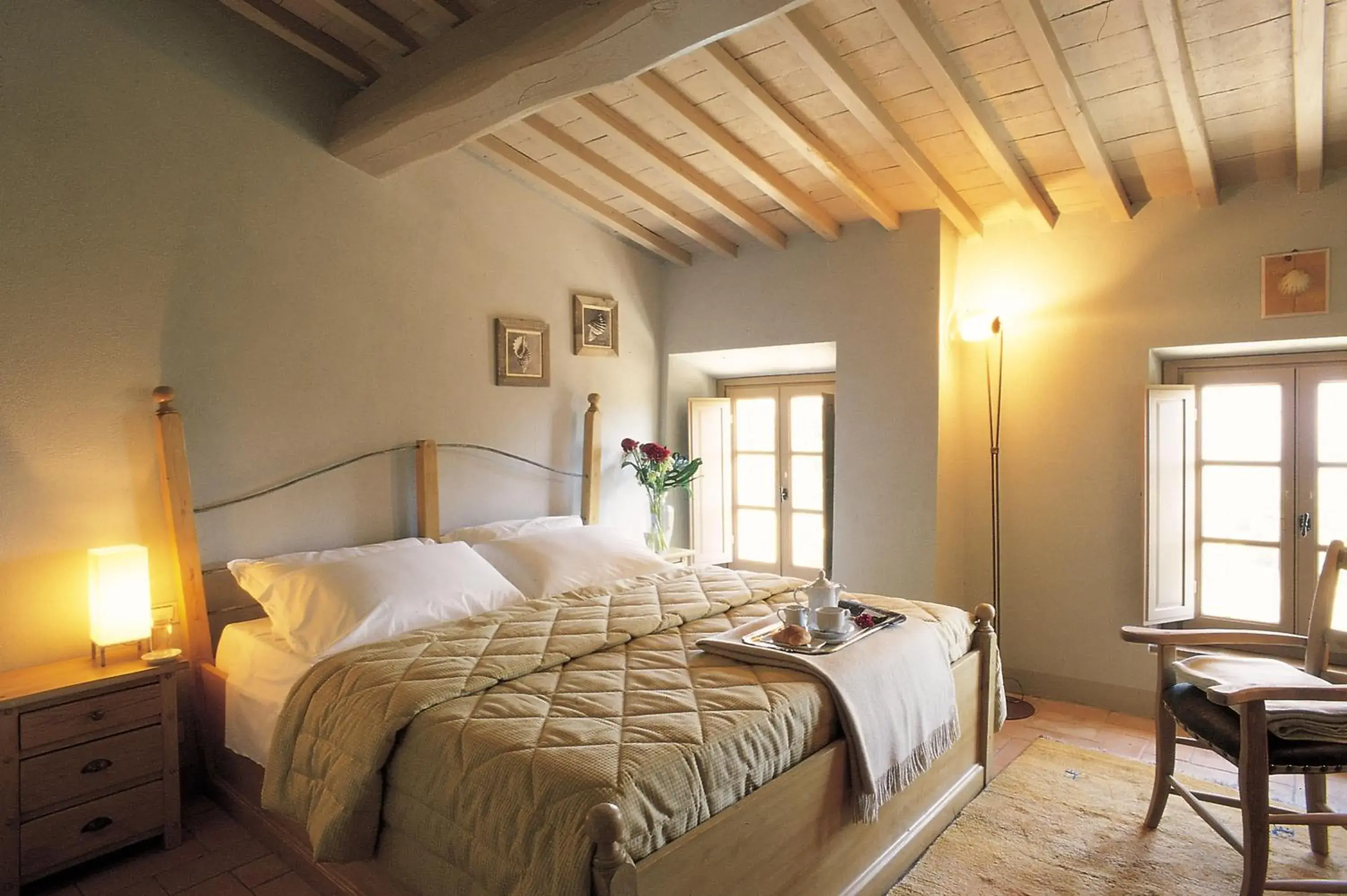 King Room with Pool View in Il Defizio King Room with Pool View in Il Defizio