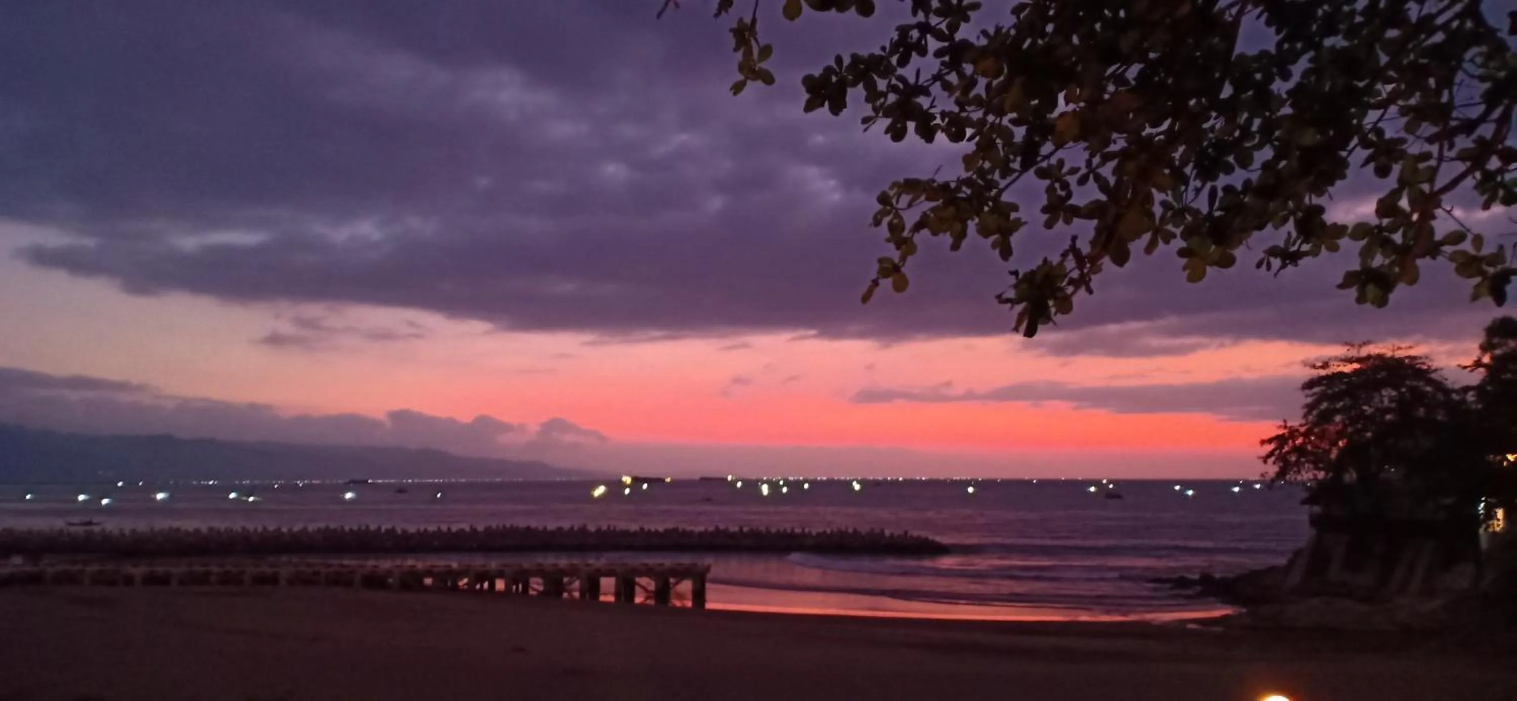 Bunga Ayu Seaside Resort