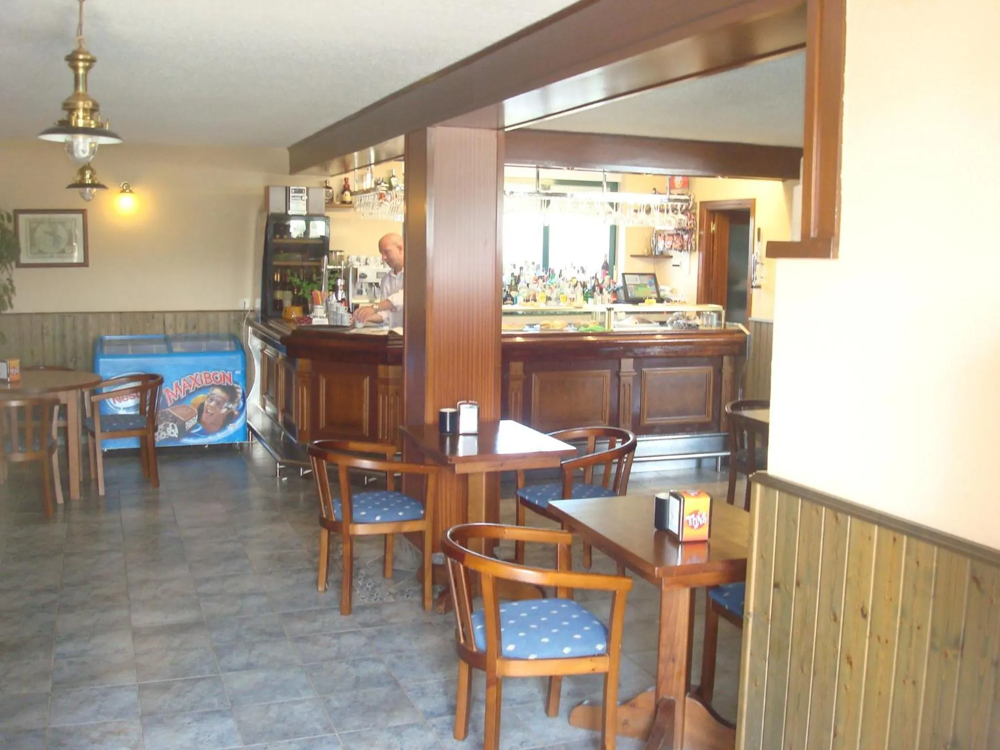 Lounge or bar in Hotel Brisamar