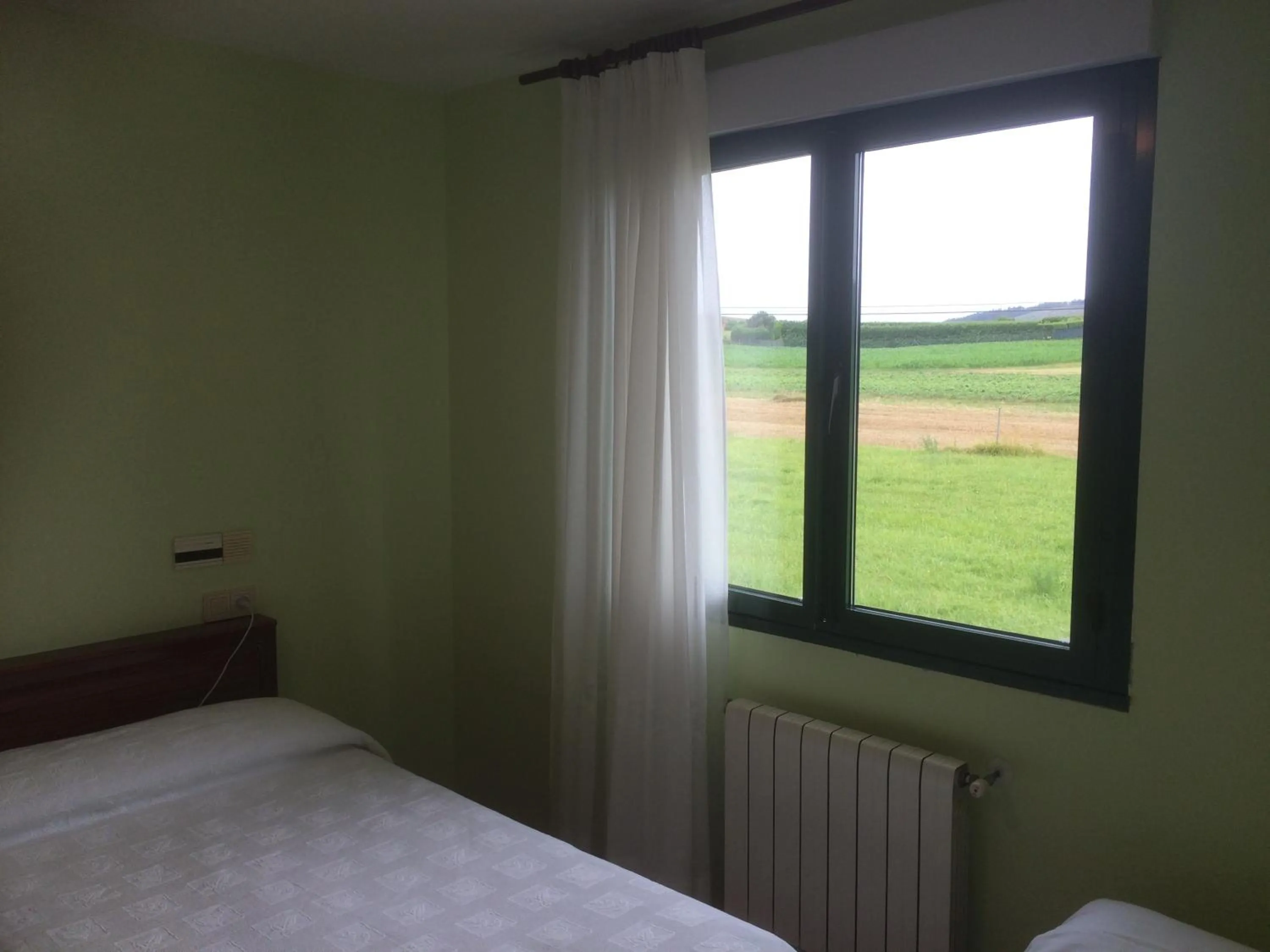 Photo of the whole room in Hotel Brisamar