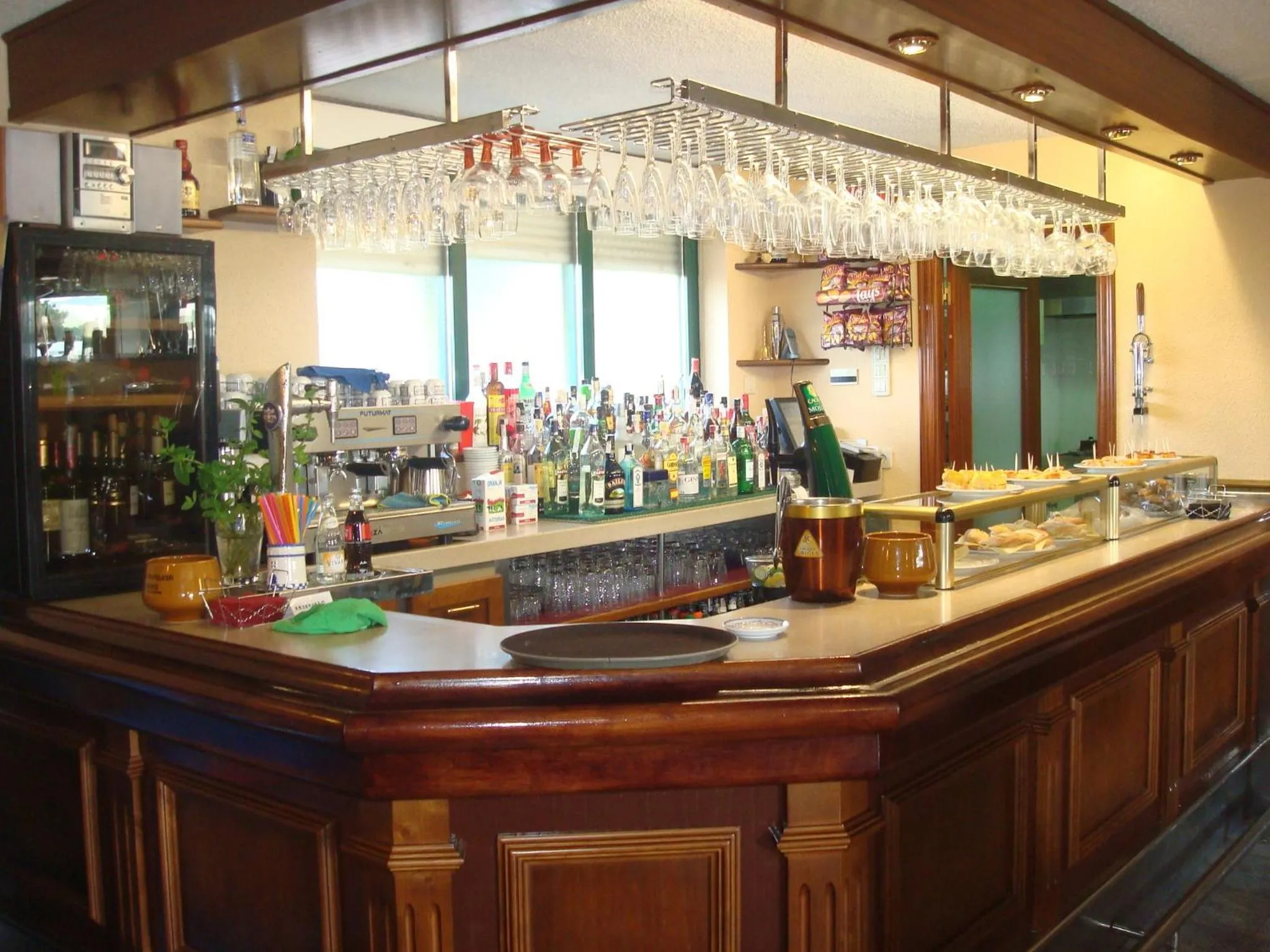 Lounge or bar in Hotel Brisamar