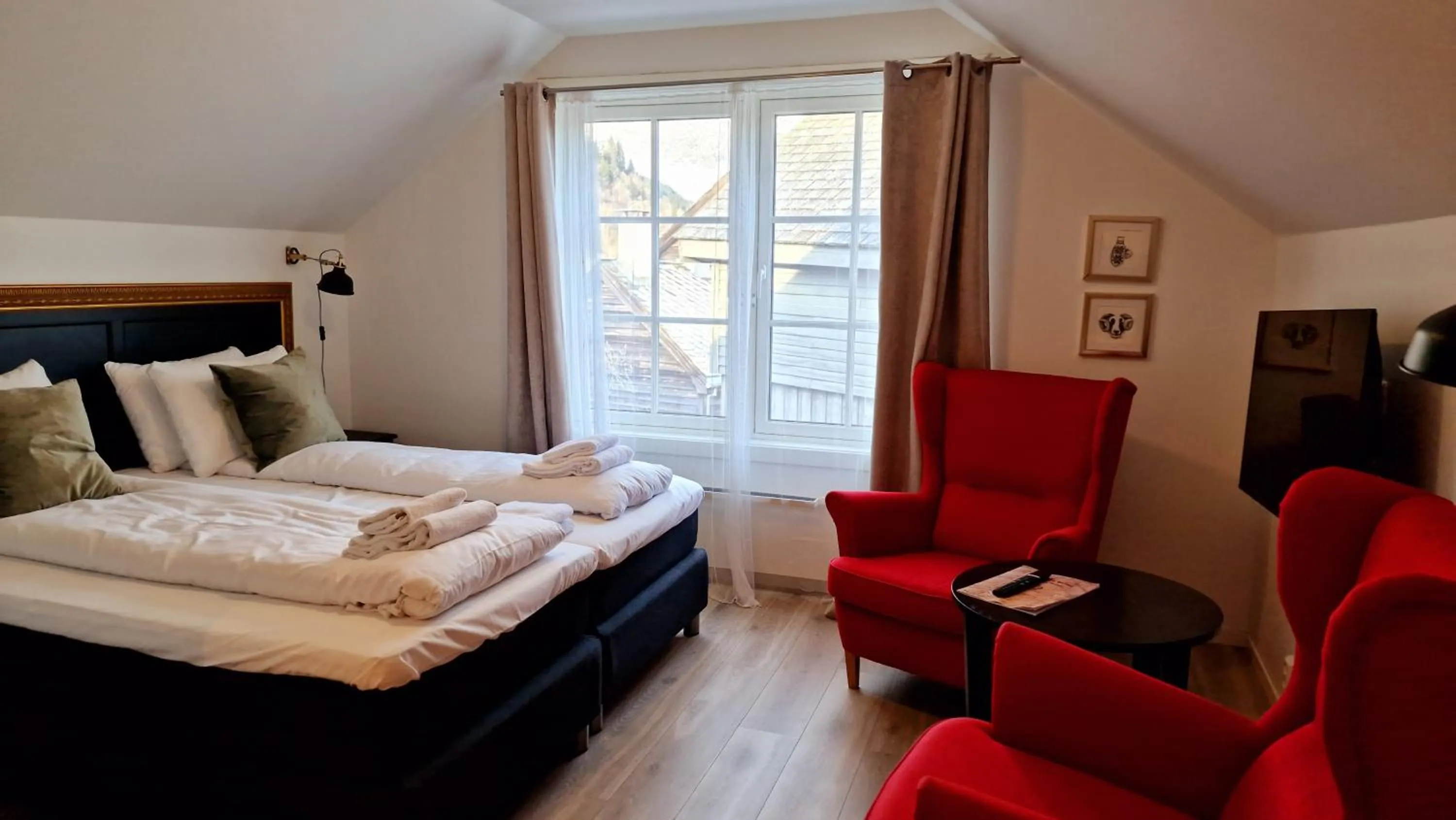 TV and multimedia, Bed in Store Ringheim Hotel og Restaurant