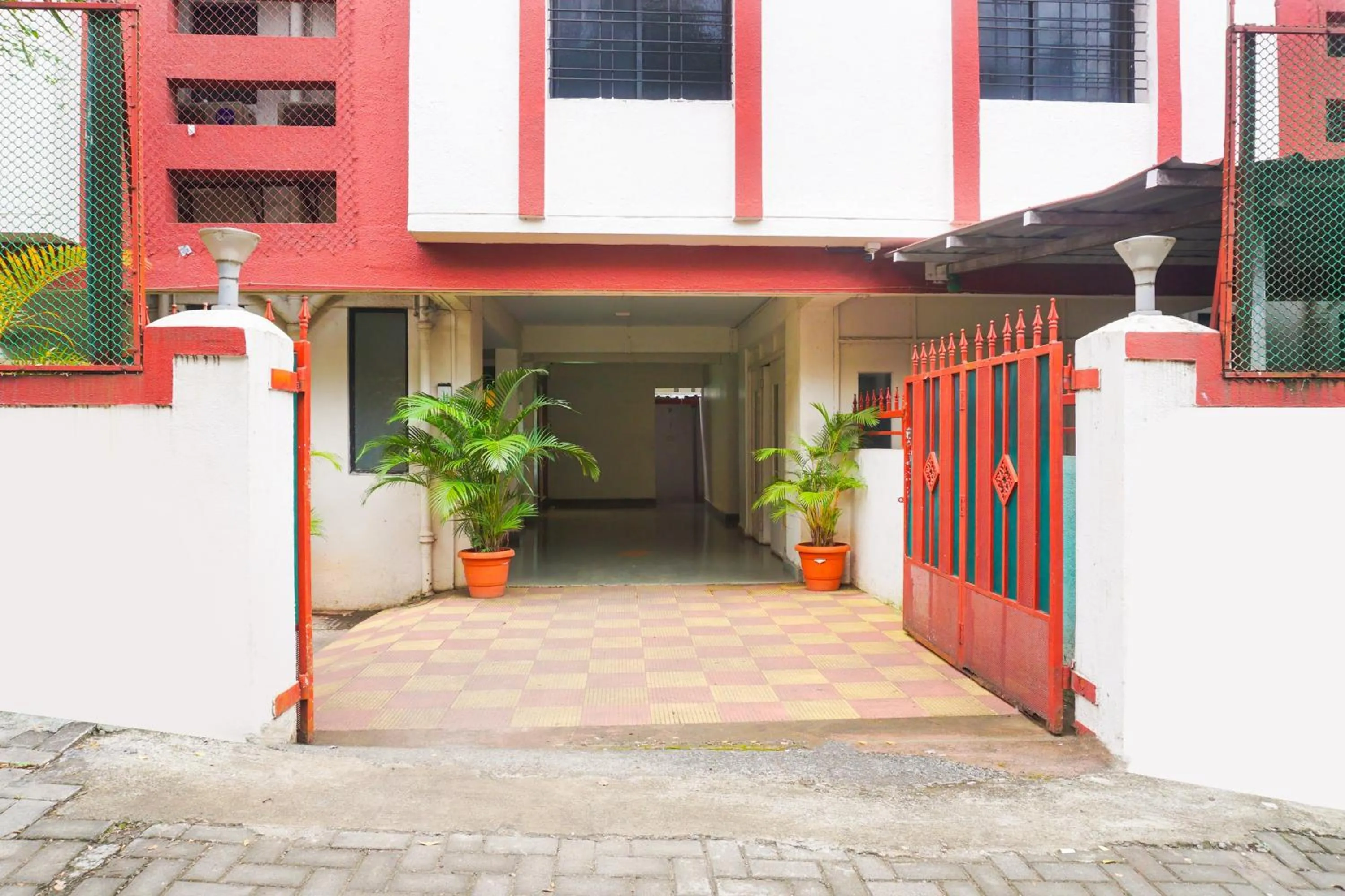 Facade/entrance in Super Hotel O Jadhav Nagar Near Sinhgad College