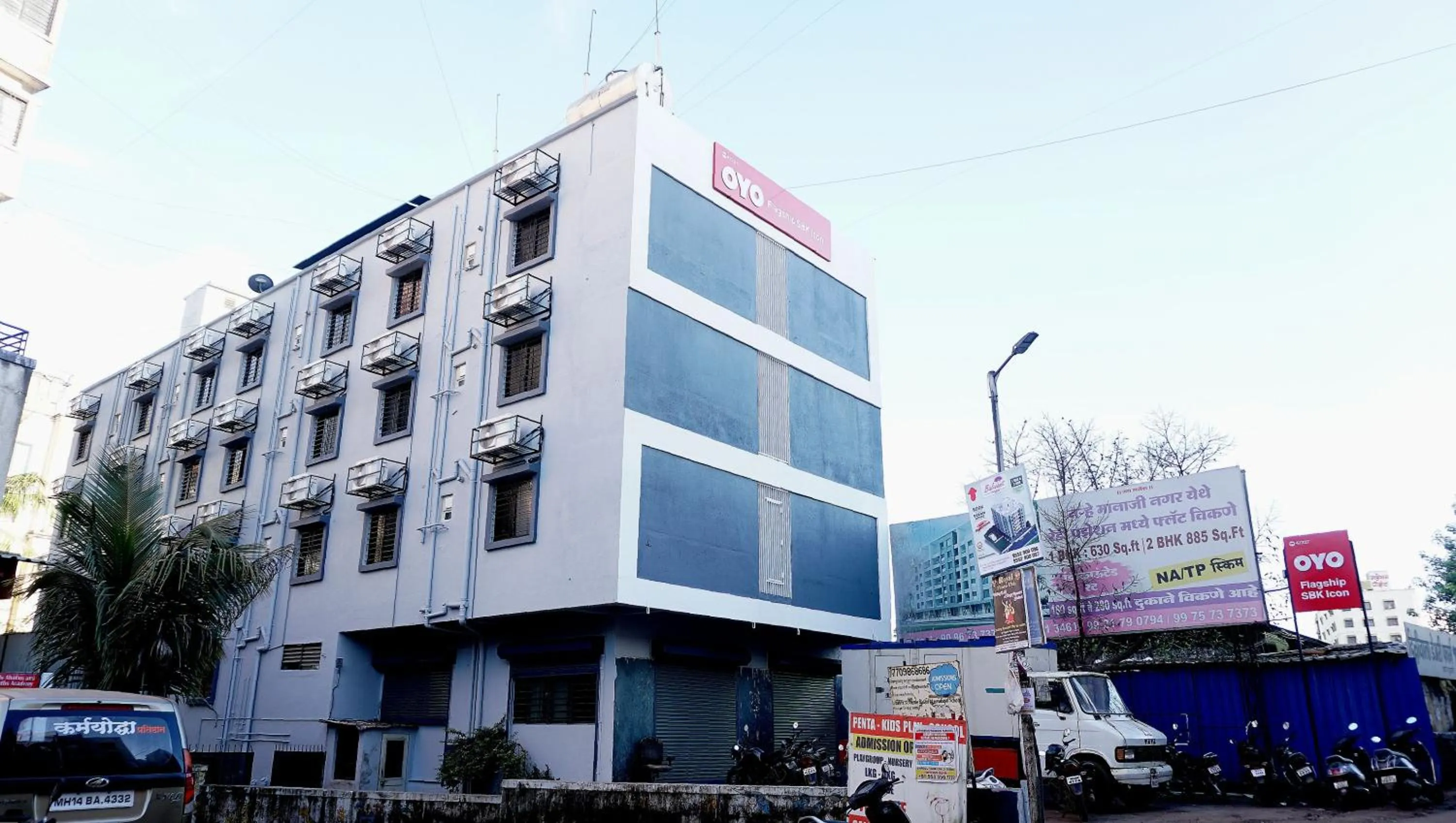 Facade/entrance in Hotel O Sbk Icon Near Fun Time Multiplex