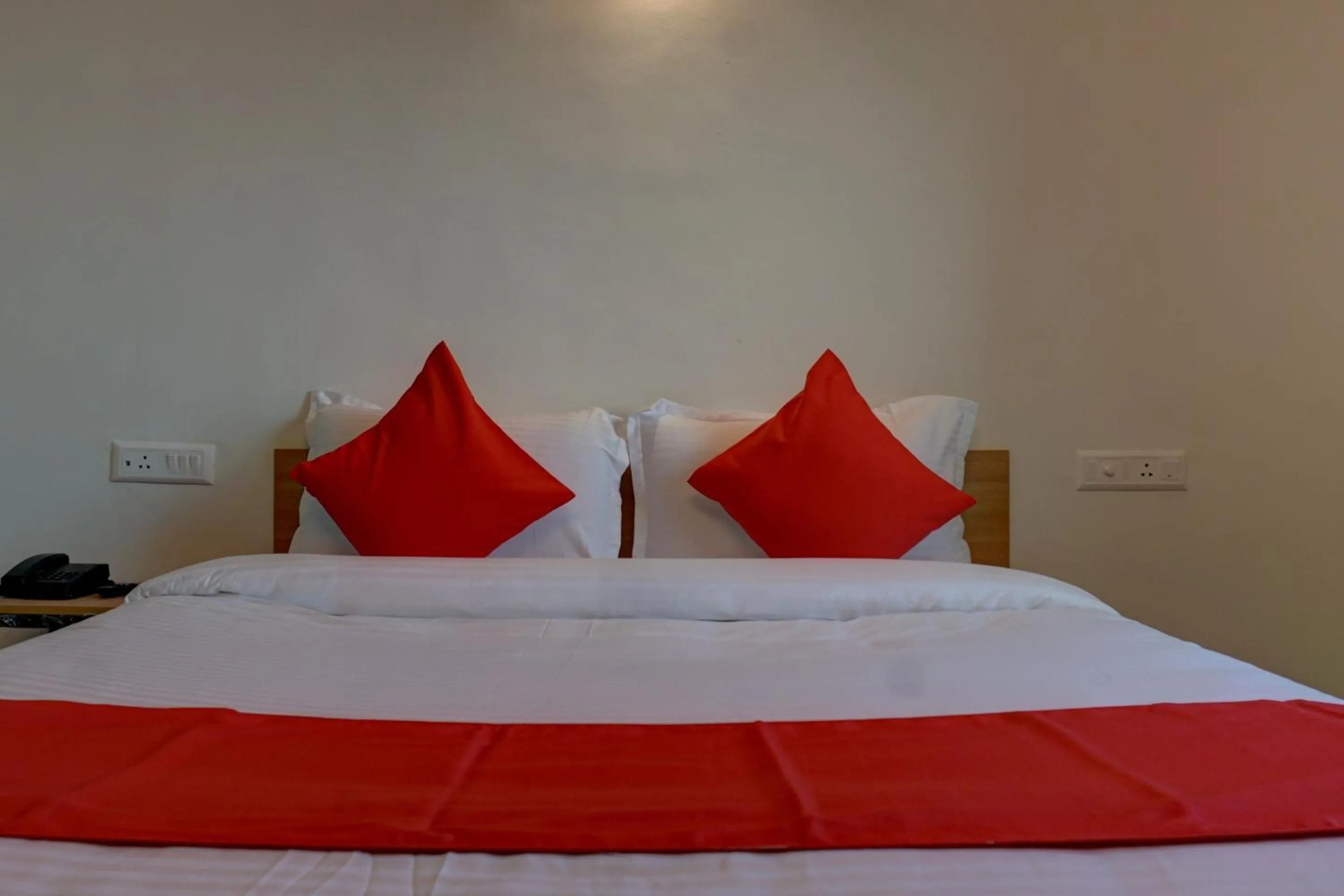 Bedroom in Hotel O Sbk Icon Near Fun Time Multiplex