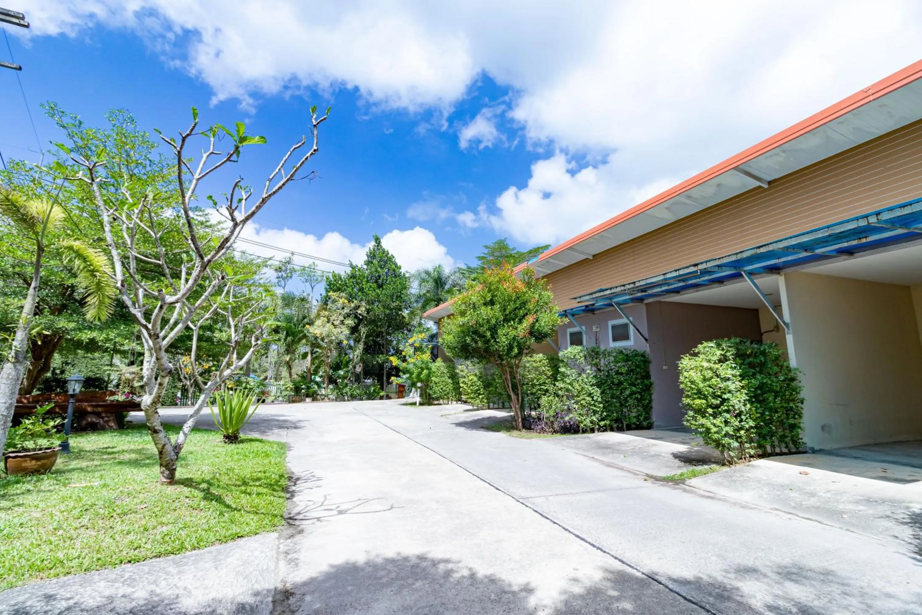 Property building in Ban Suan Chomdao Resort