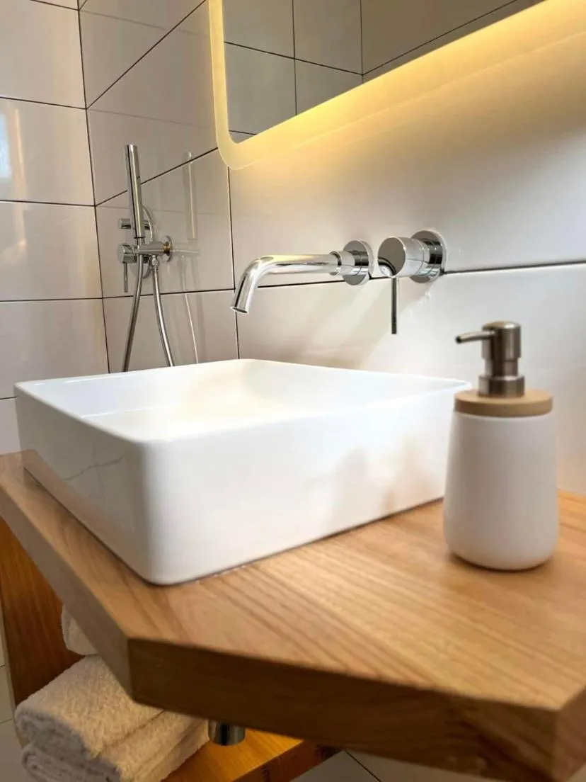 Bathroom in Vaya Zorba Studios