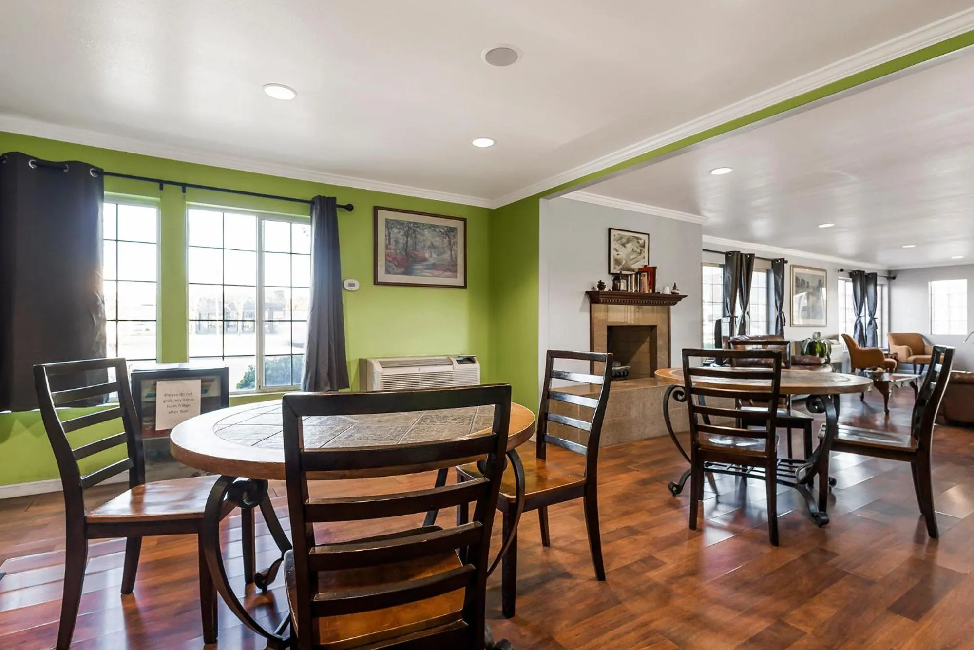 Lobby or reception in Heritage Inn Express Chico