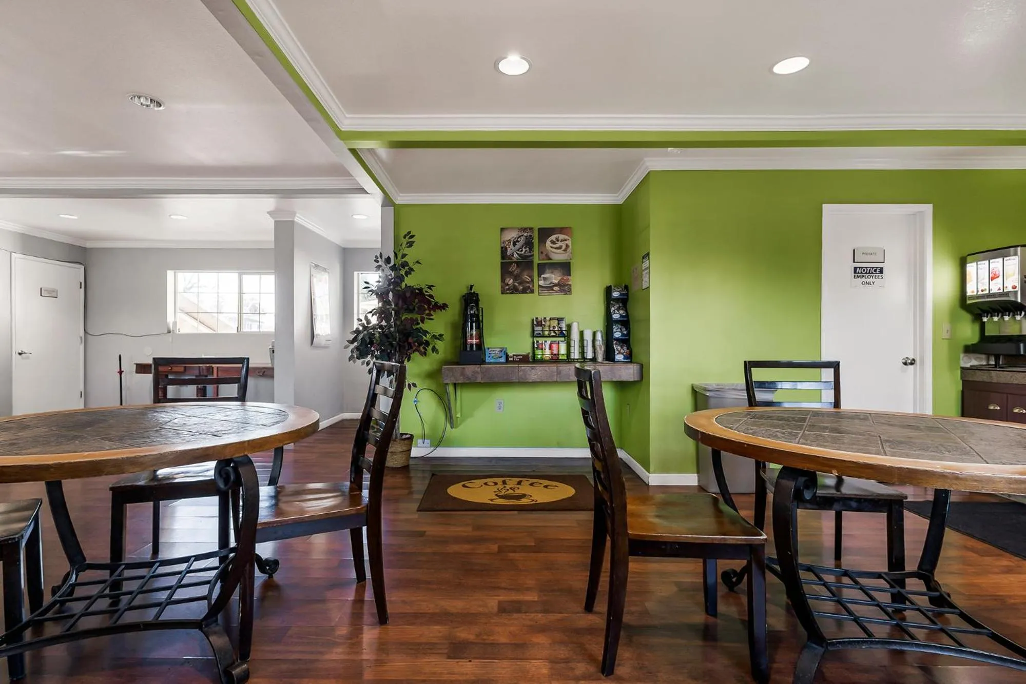 Lobby or reception in Heritage Inn Express Chico