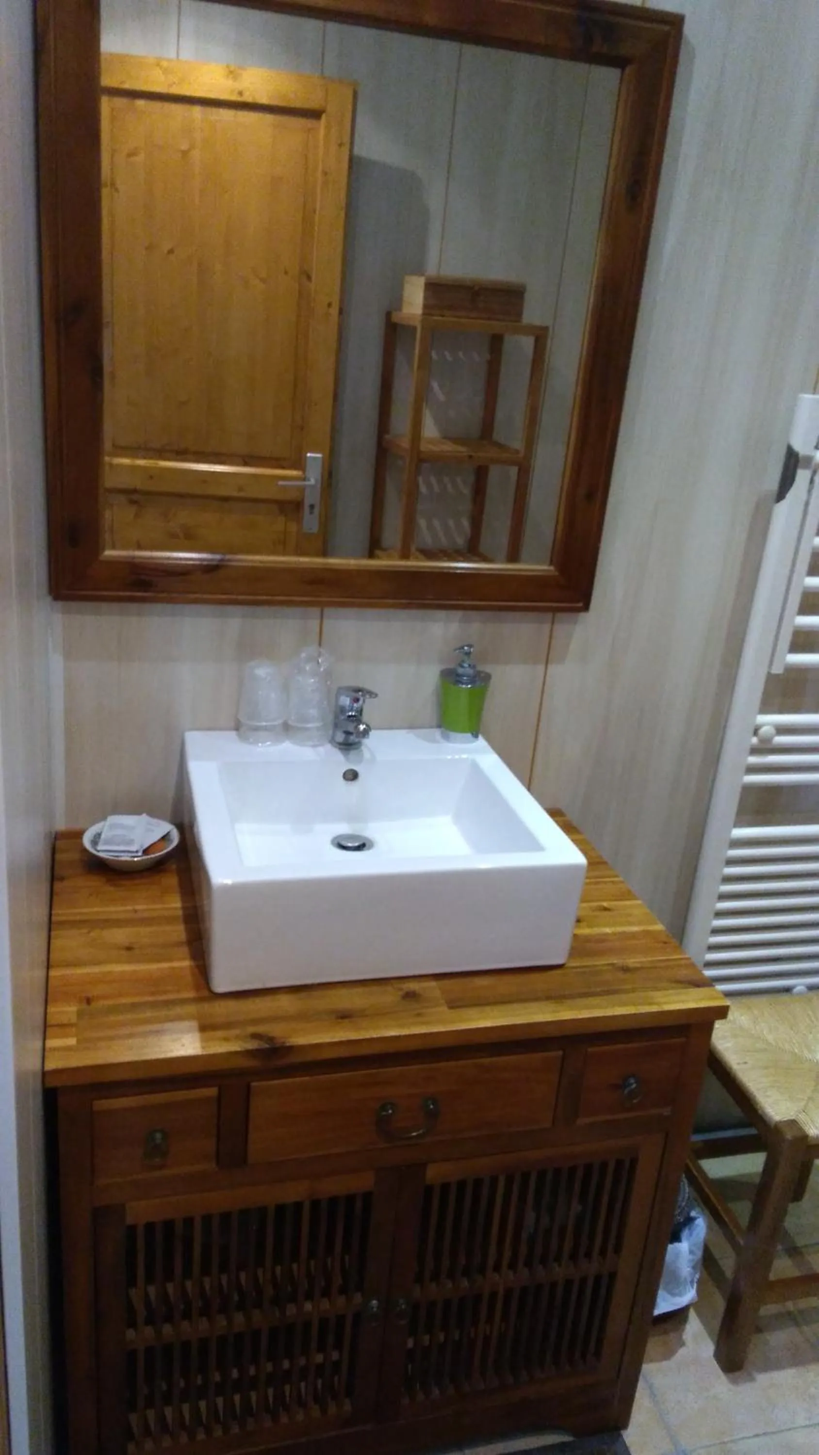 Bathroom in La Vallée du Cher