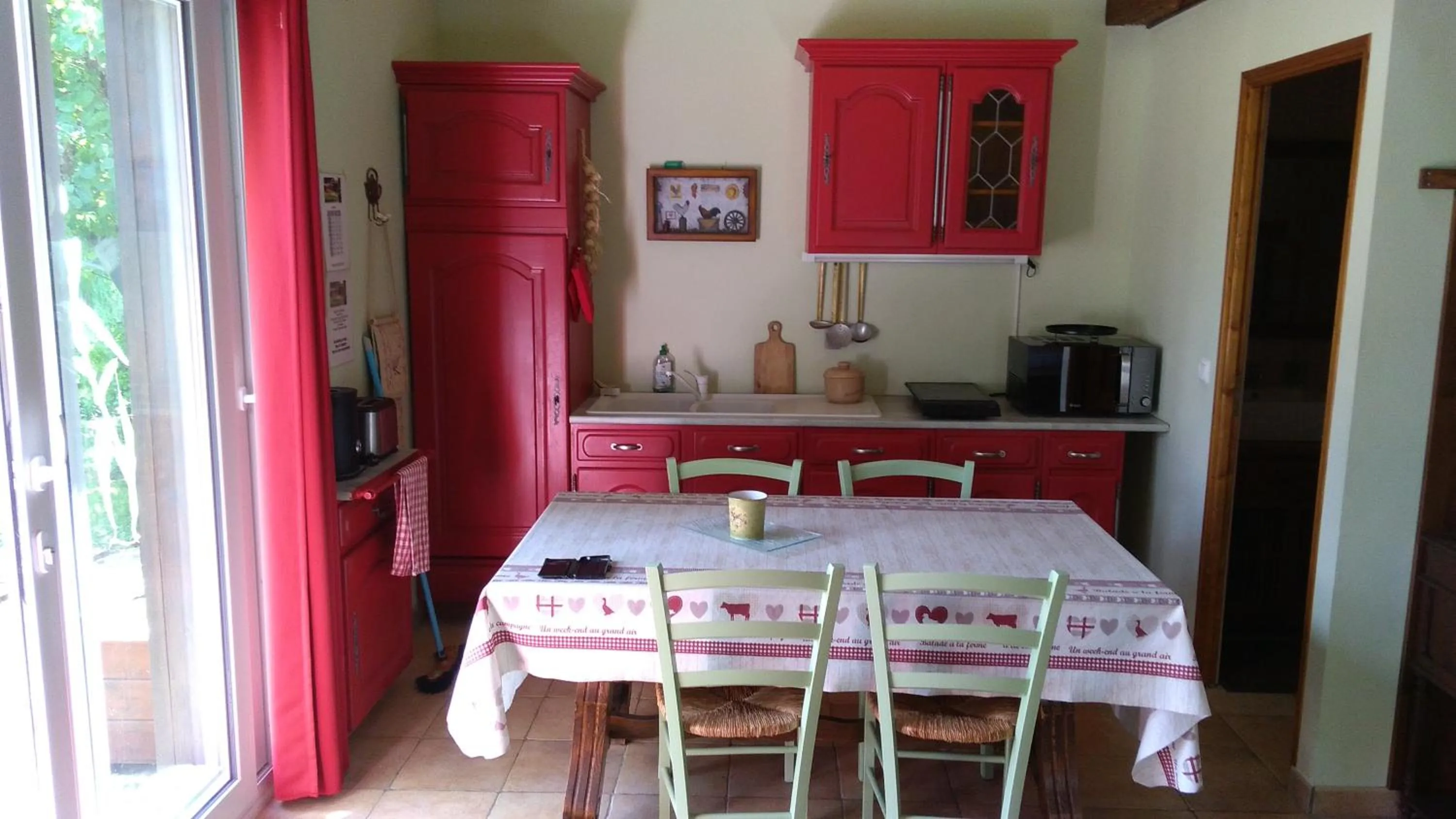 Kitchen or kitchenette in La Vallée du Cher