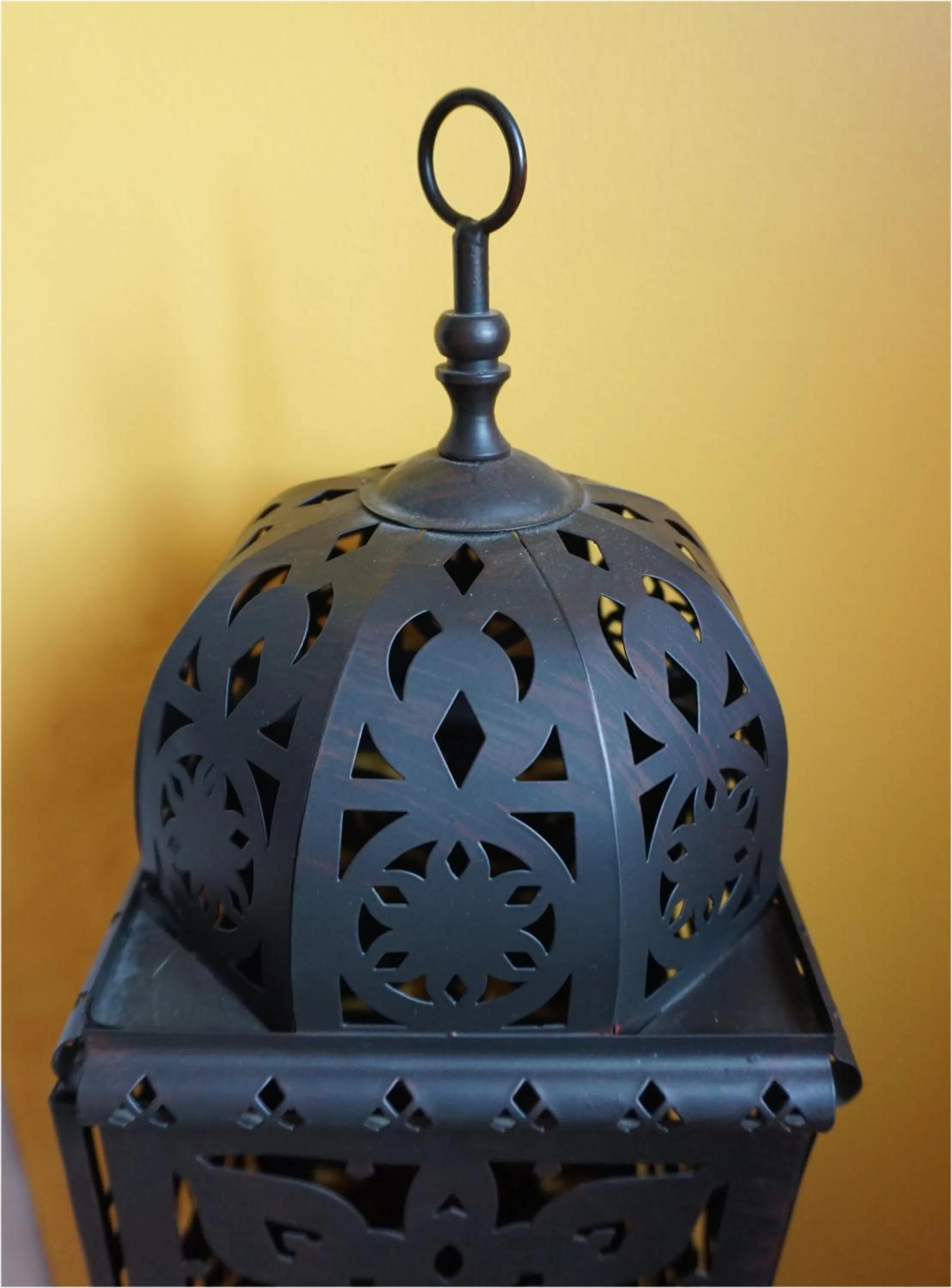 Decorative detail in Les Centauris