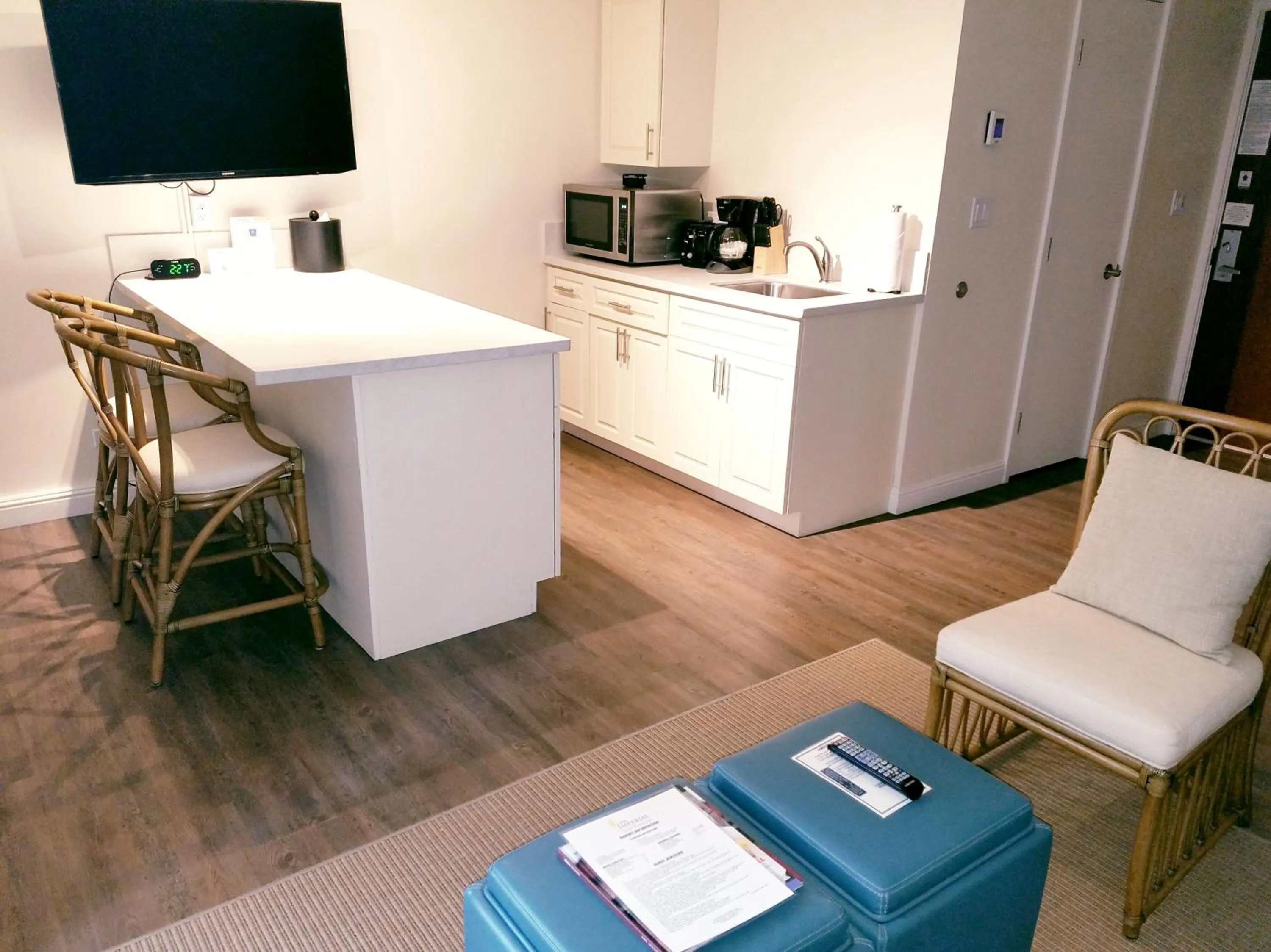 Kitchen or kitchenette in Imperial Hawaii Resort